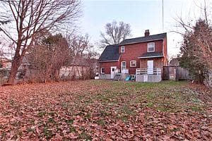 362 Lawrence Avenue photo 3