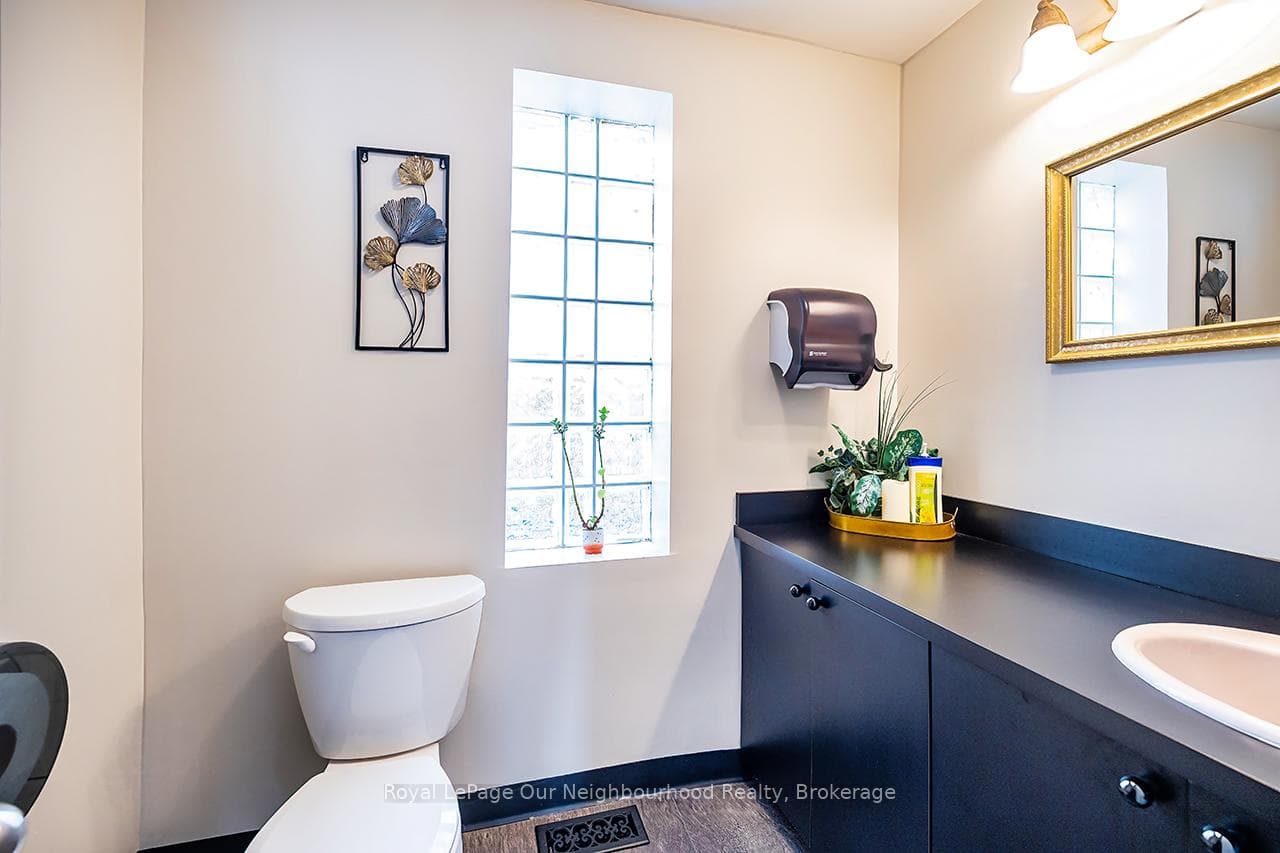 71 Albert Street photo 15