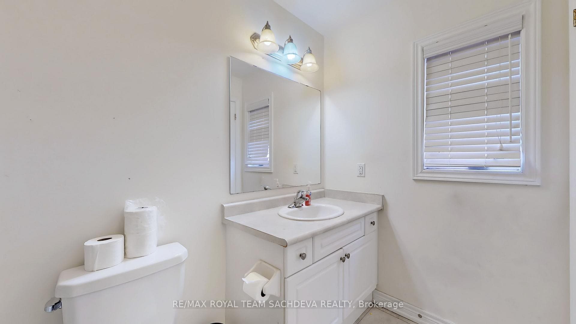 95 Fred Jackman Avenue photo 32