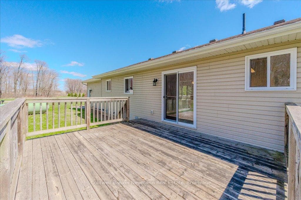 2540 Hespeler Road photo 43