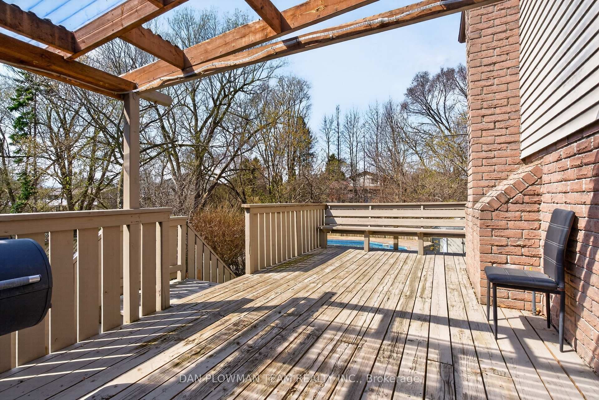 386 Grange Court photo 40