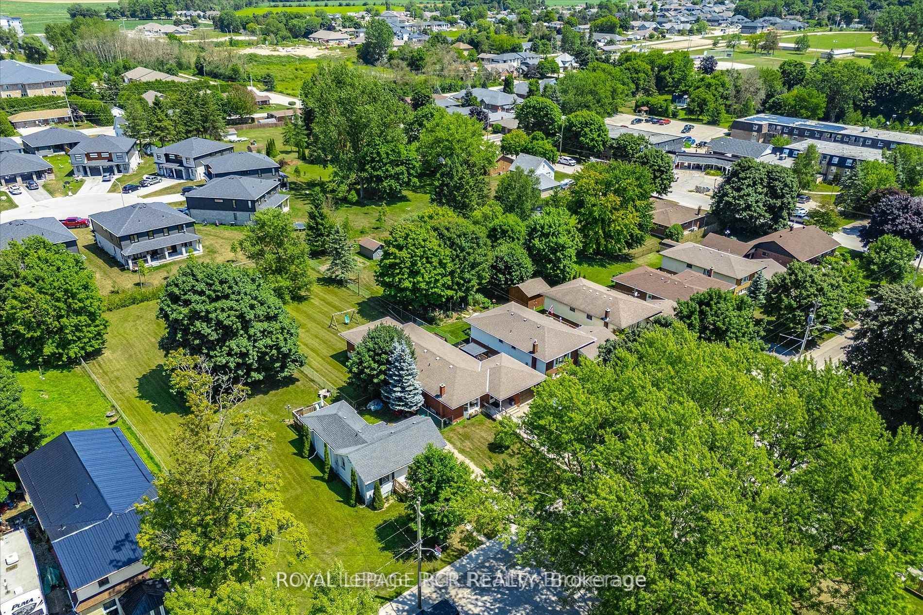 240 Egremont Street photo 4
