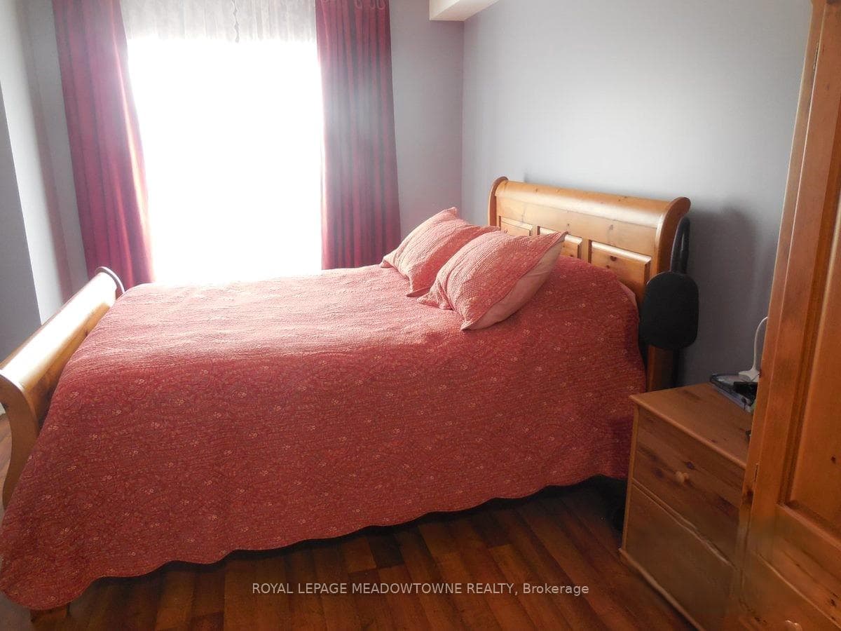 8 Harris Street Unit 320 photo 16