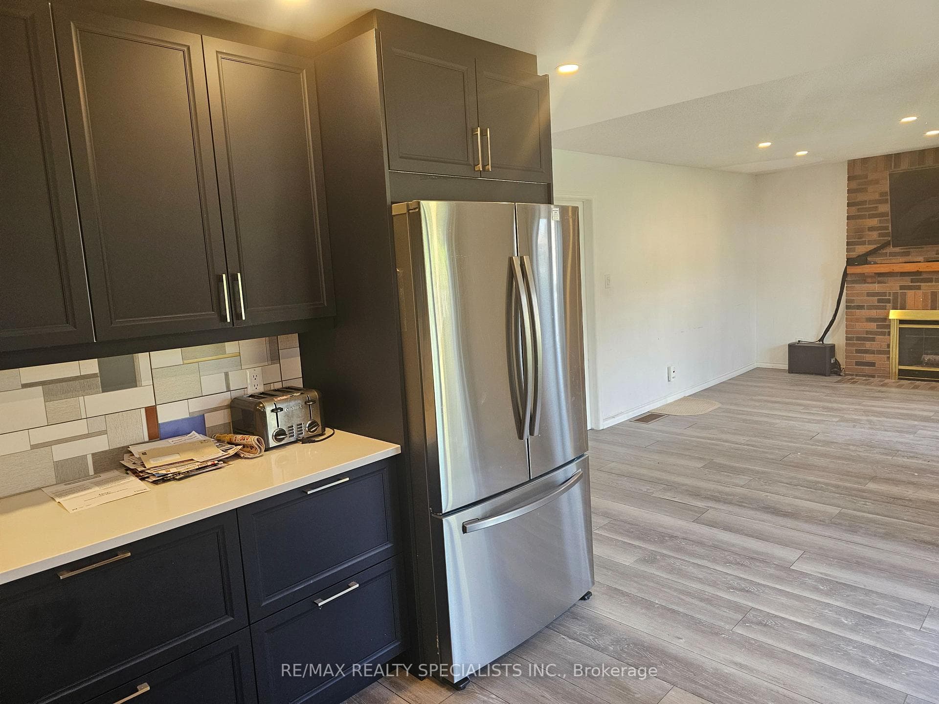 283 Delancey Boulevard photo 11
