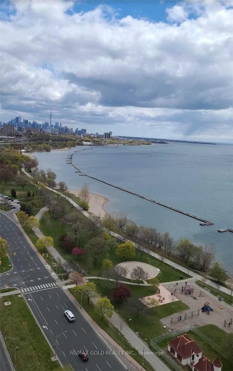 1928 Lakeshore Boulevard Unit 2209 photo 4