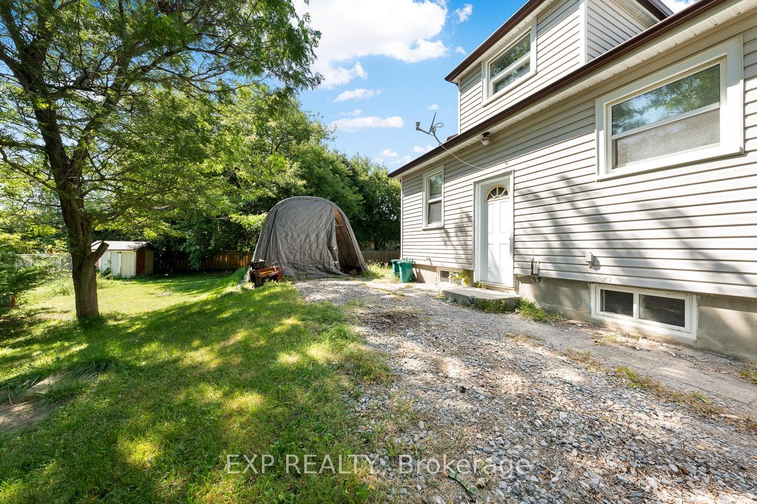 2030 Ritson Road photo 9