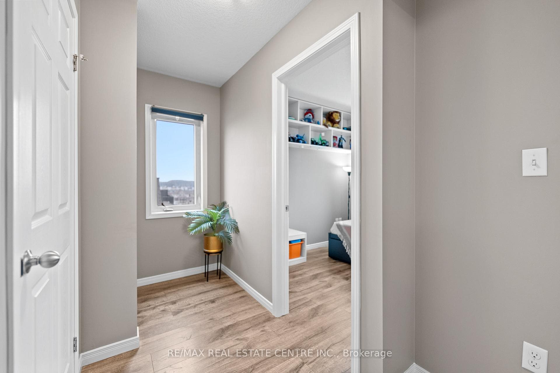 1692 Fischer Hallman Road Unit C photo 32