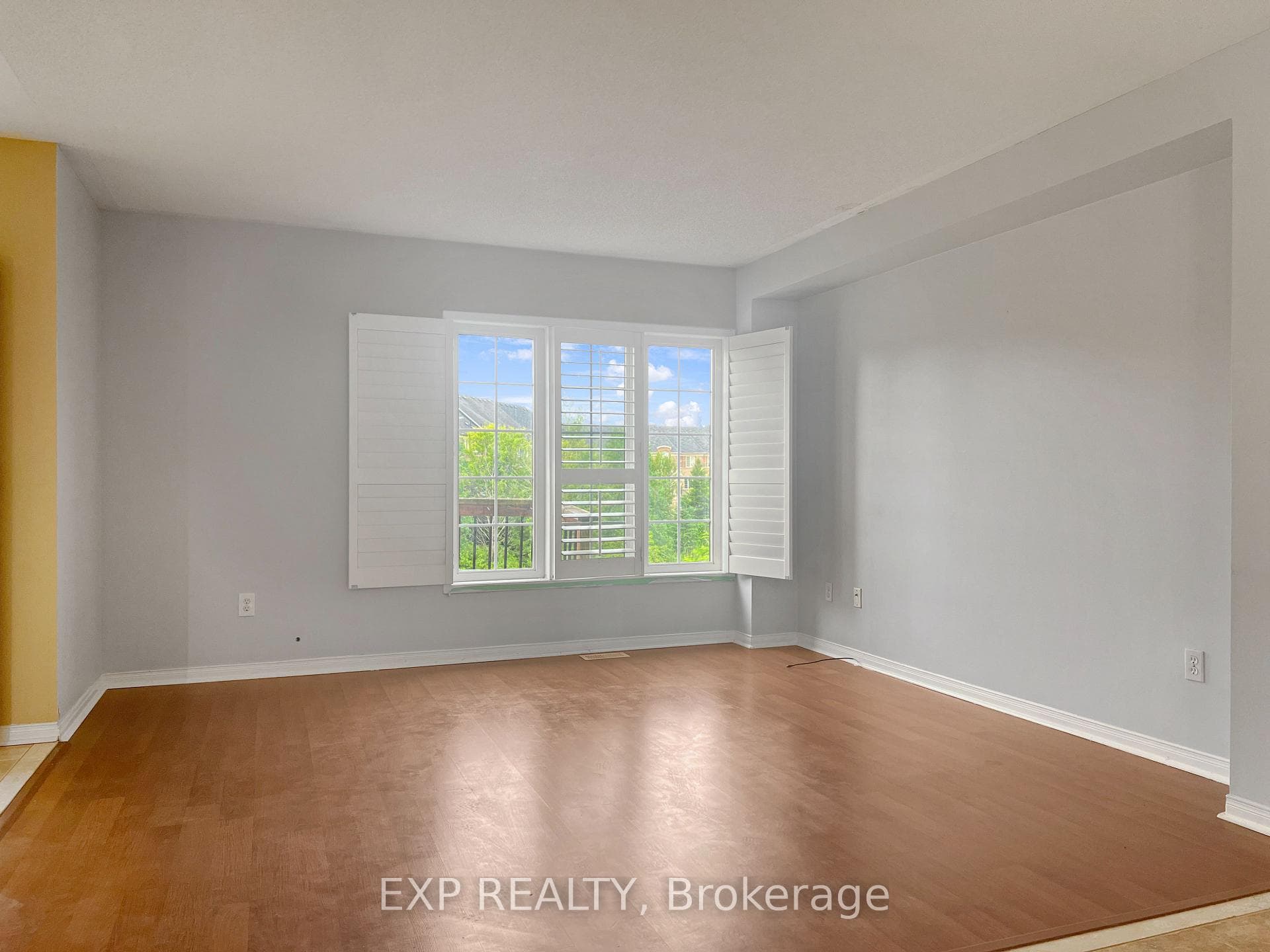 26 Millcliff Circle Unit Upper photo 4