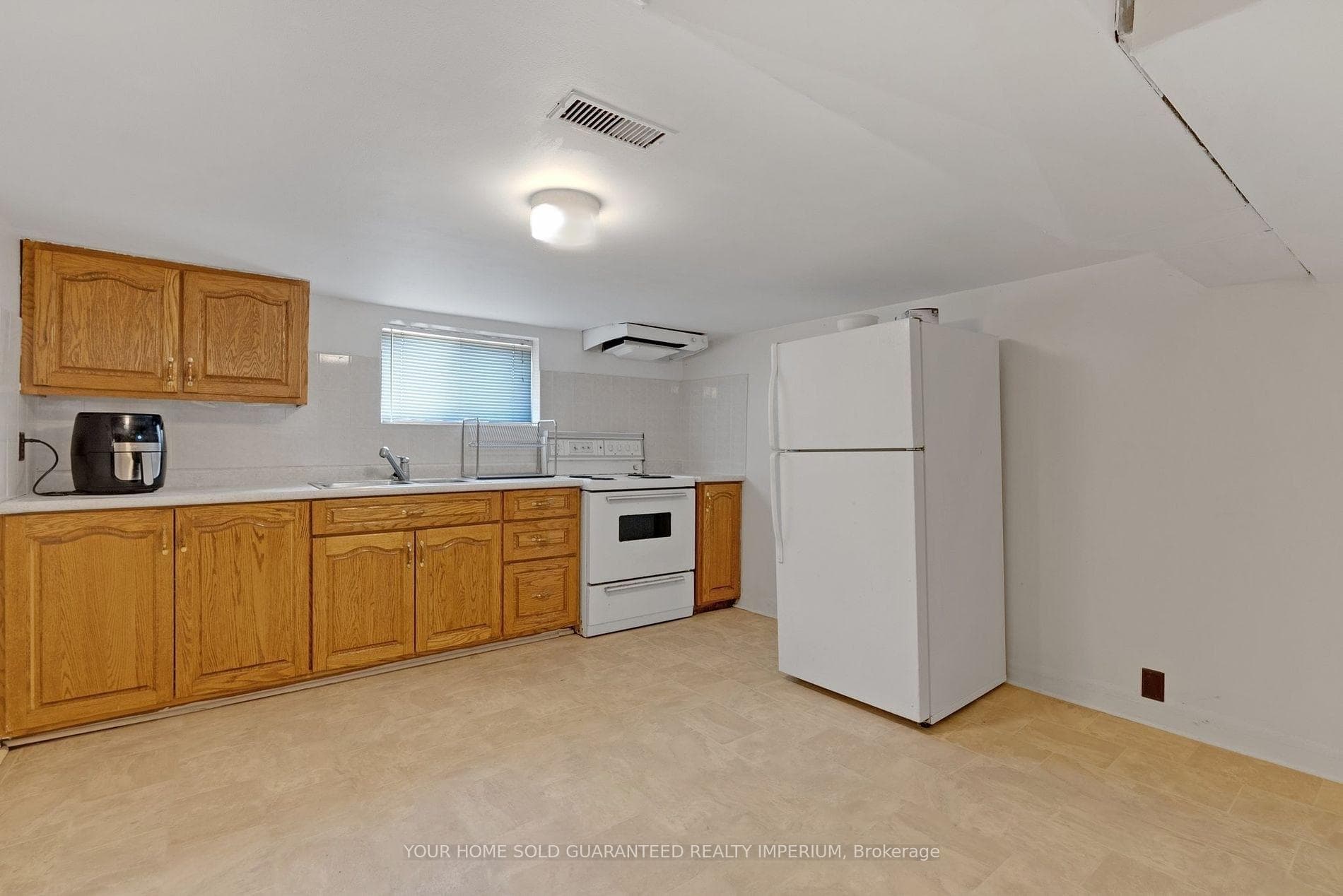 127 Nassau Street photo 10
