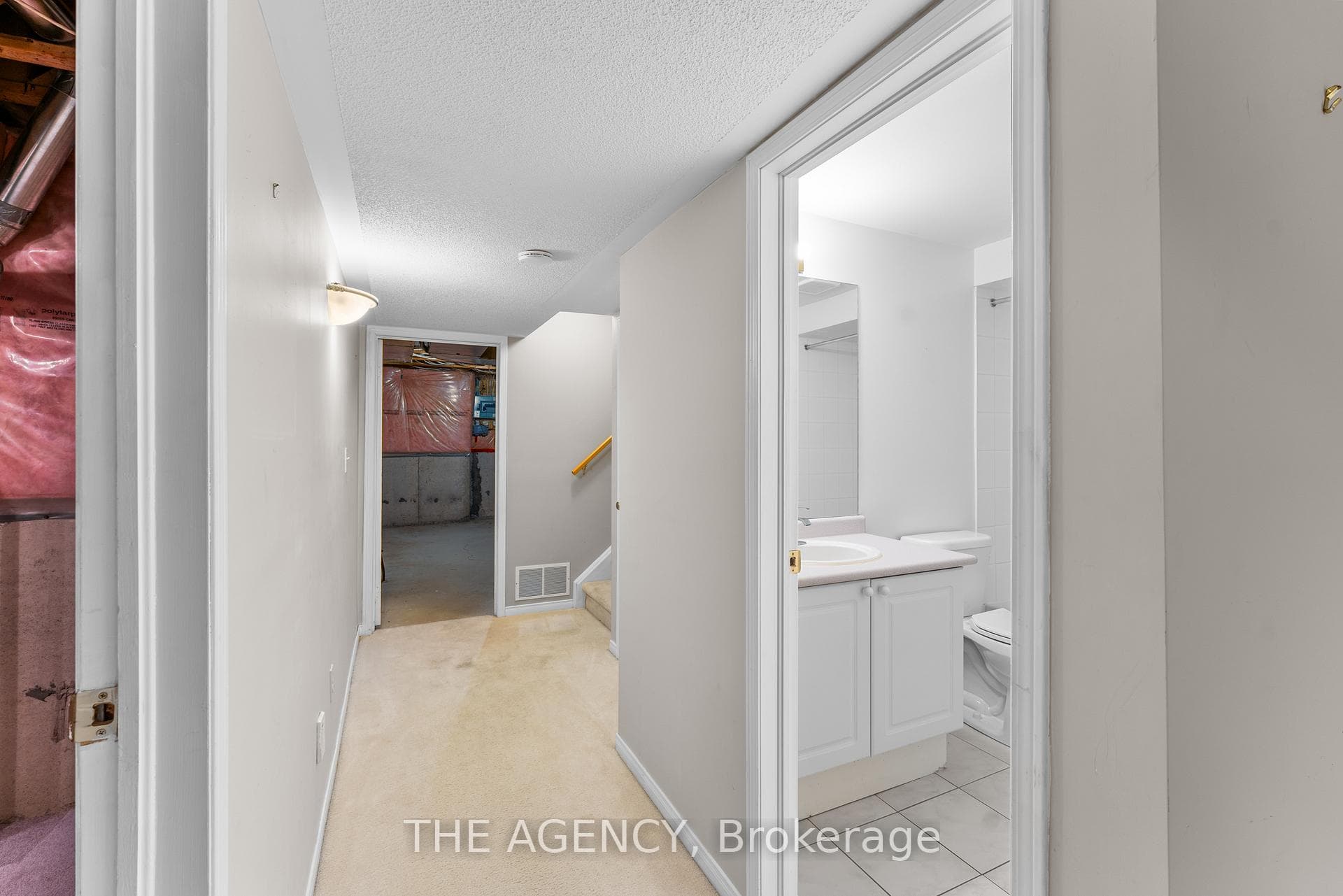 74 Morrison Crescent photo 35
