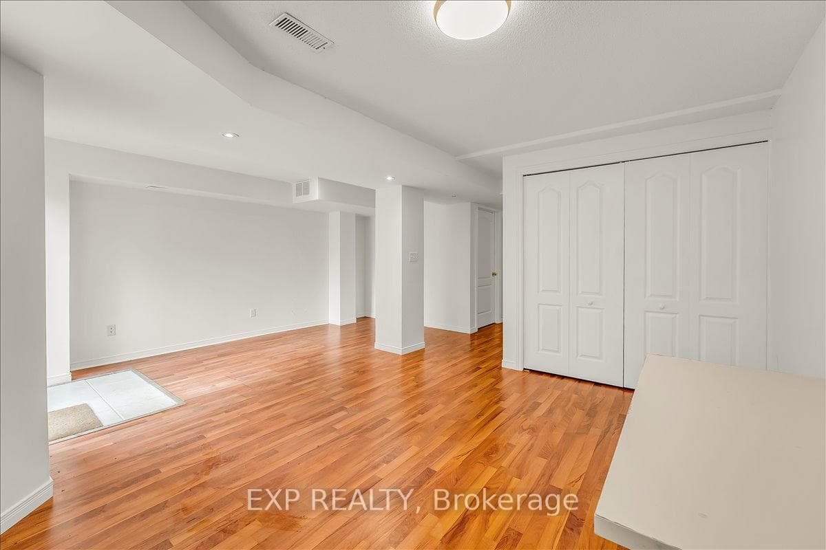 2260 Arbourview Drive photo 28