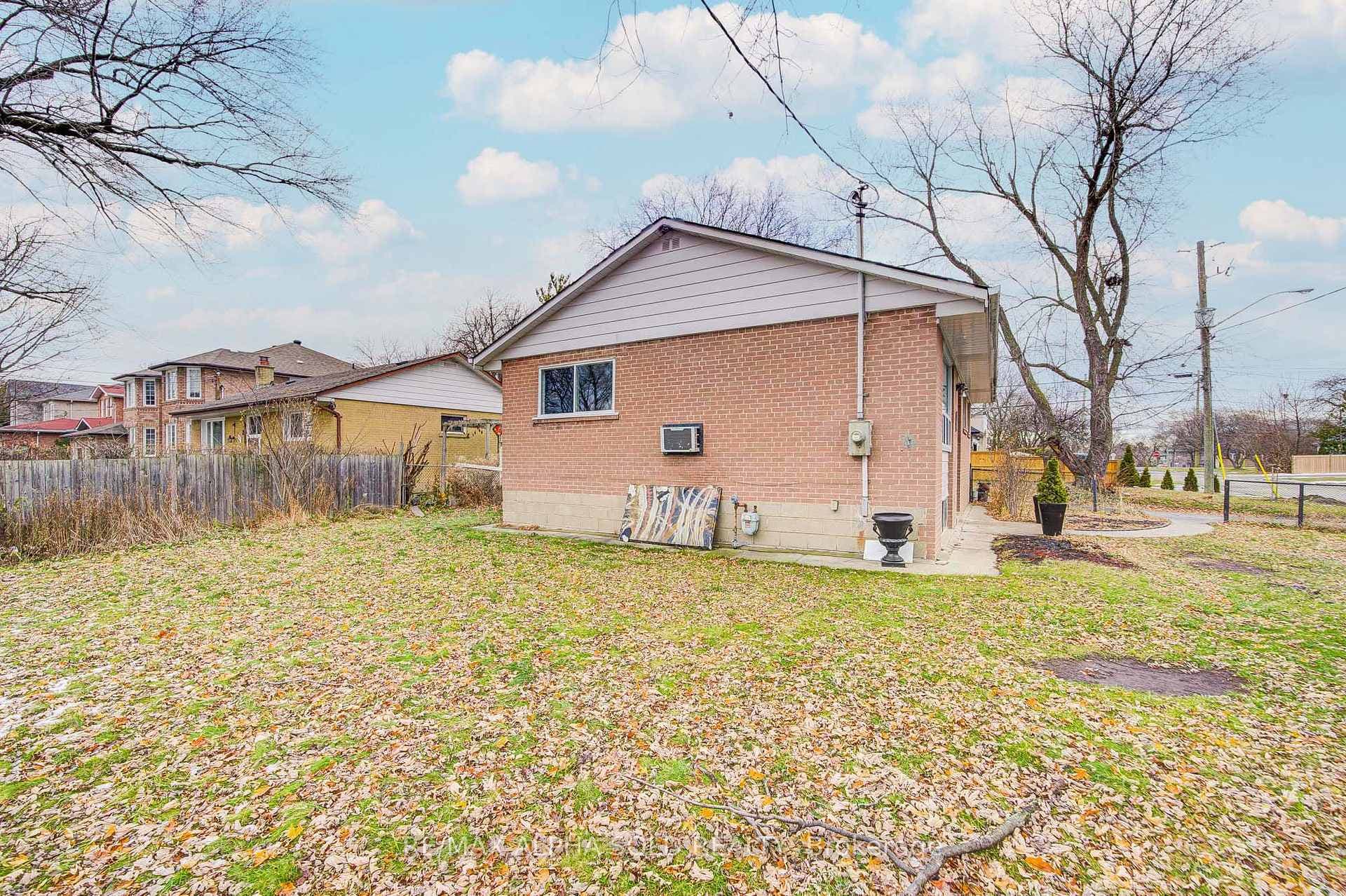 2 Lovering Road photo 35