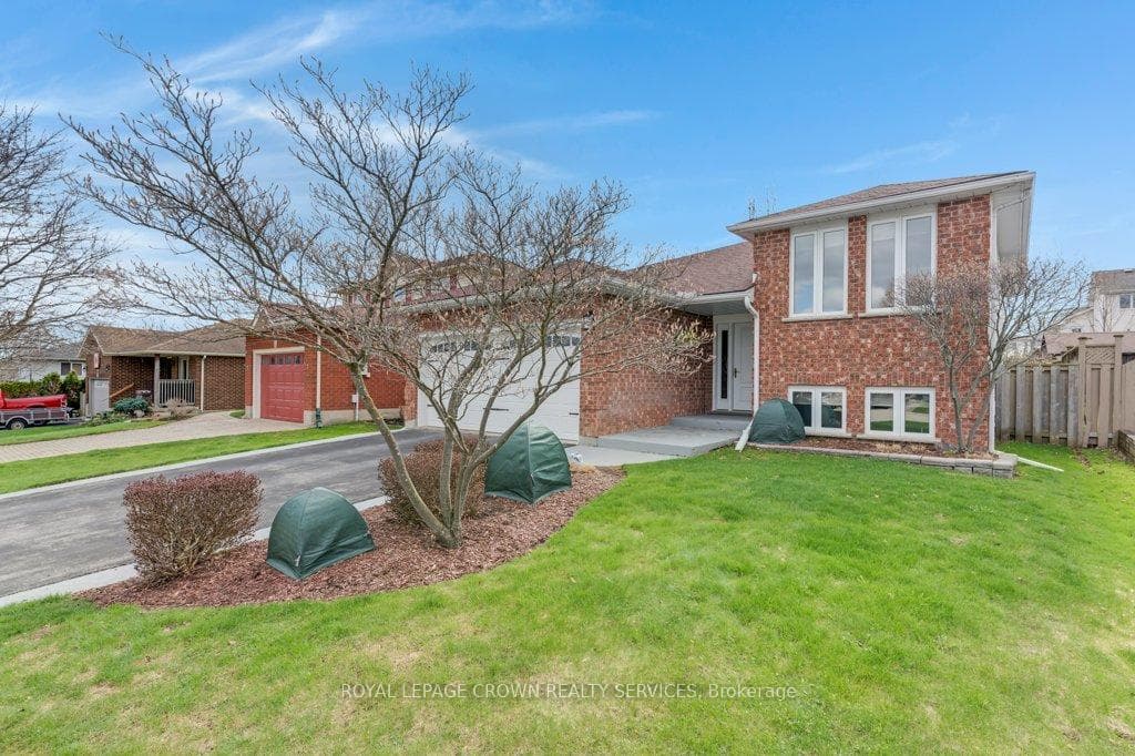56 Dawn Crescent photo 33