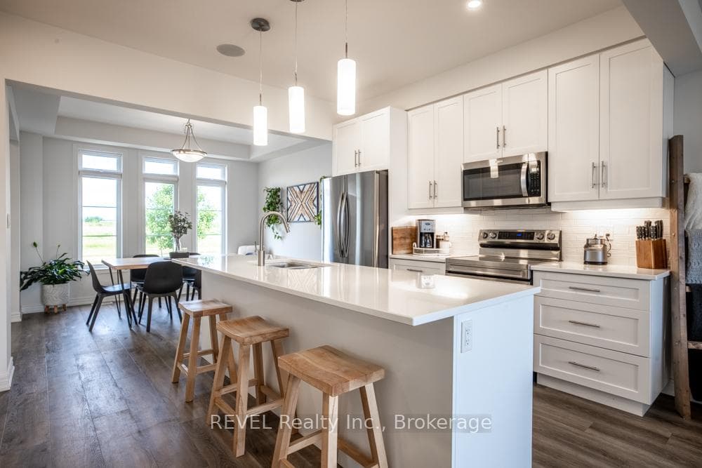 68 Summersides Boulevard photo 13