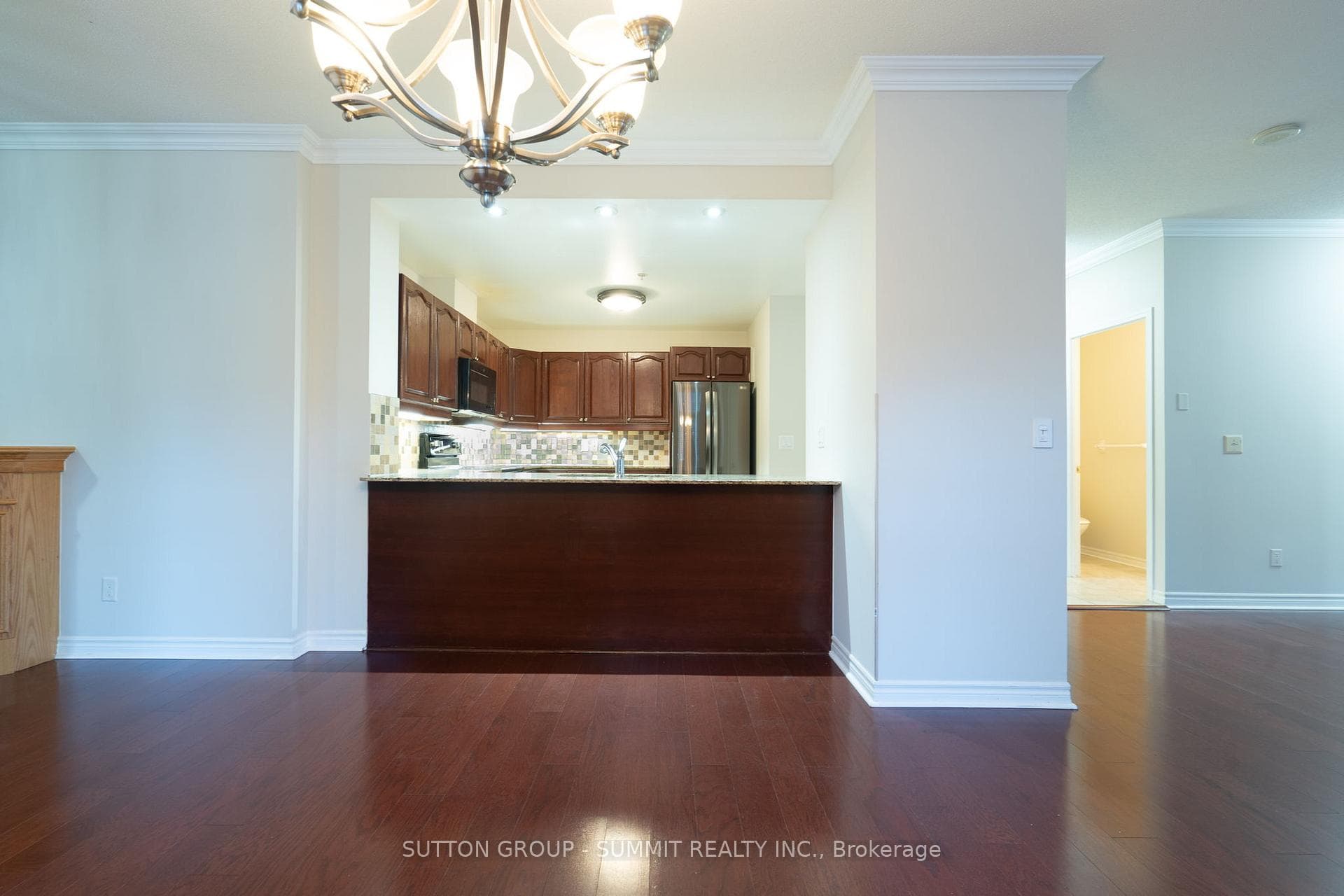 350 Princess Royal Drive Unit 202 photo 17