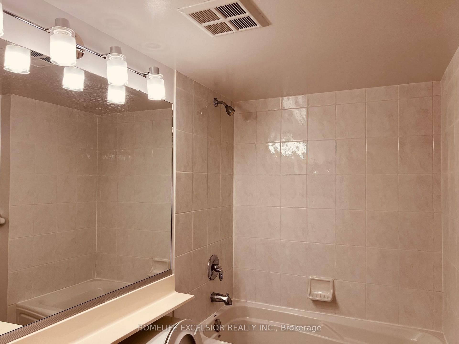 4968 Yonge Street Unit 1015 photo 9