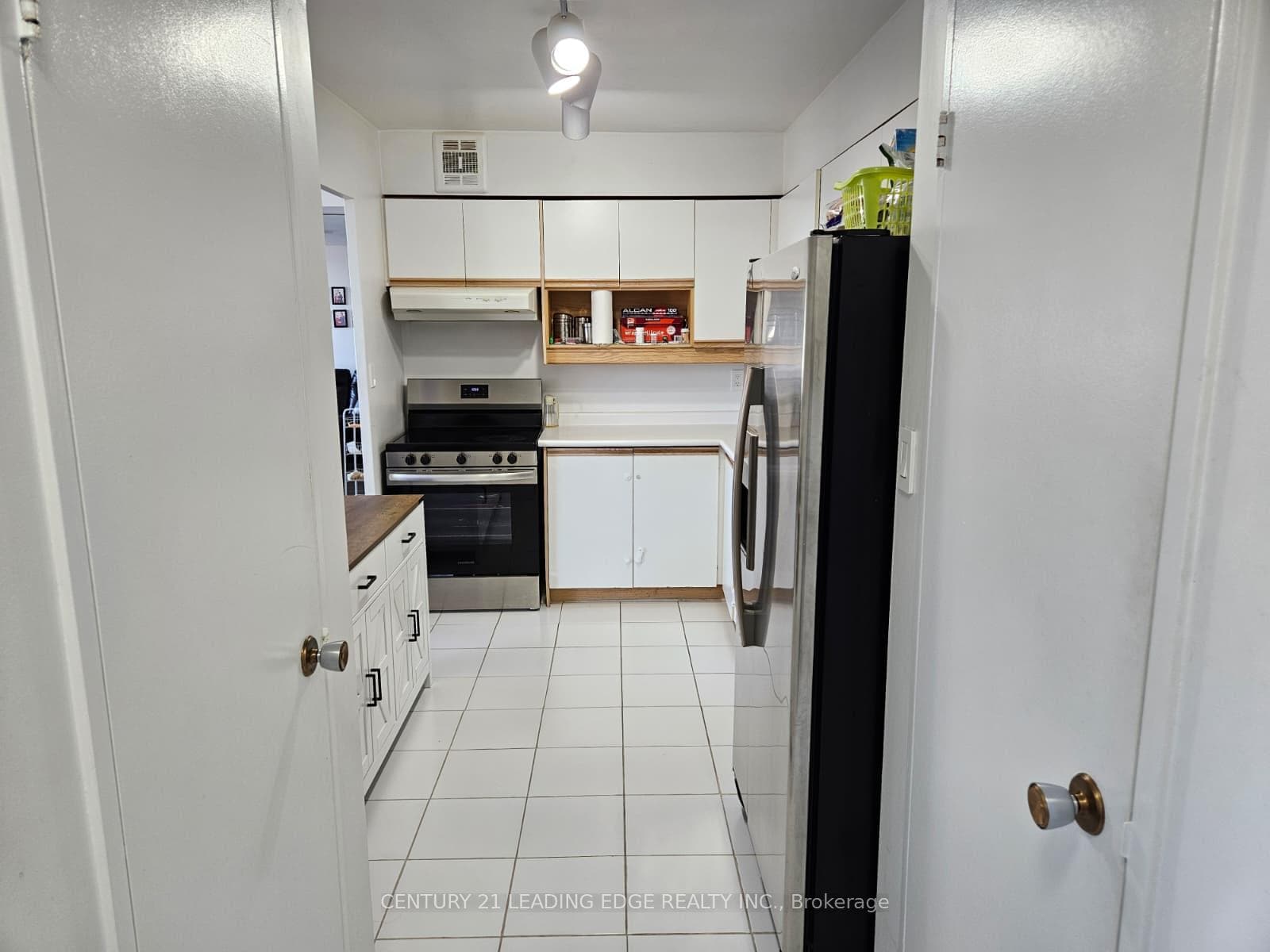 5 Vicora Linkway N/A Unit 615 photo 2