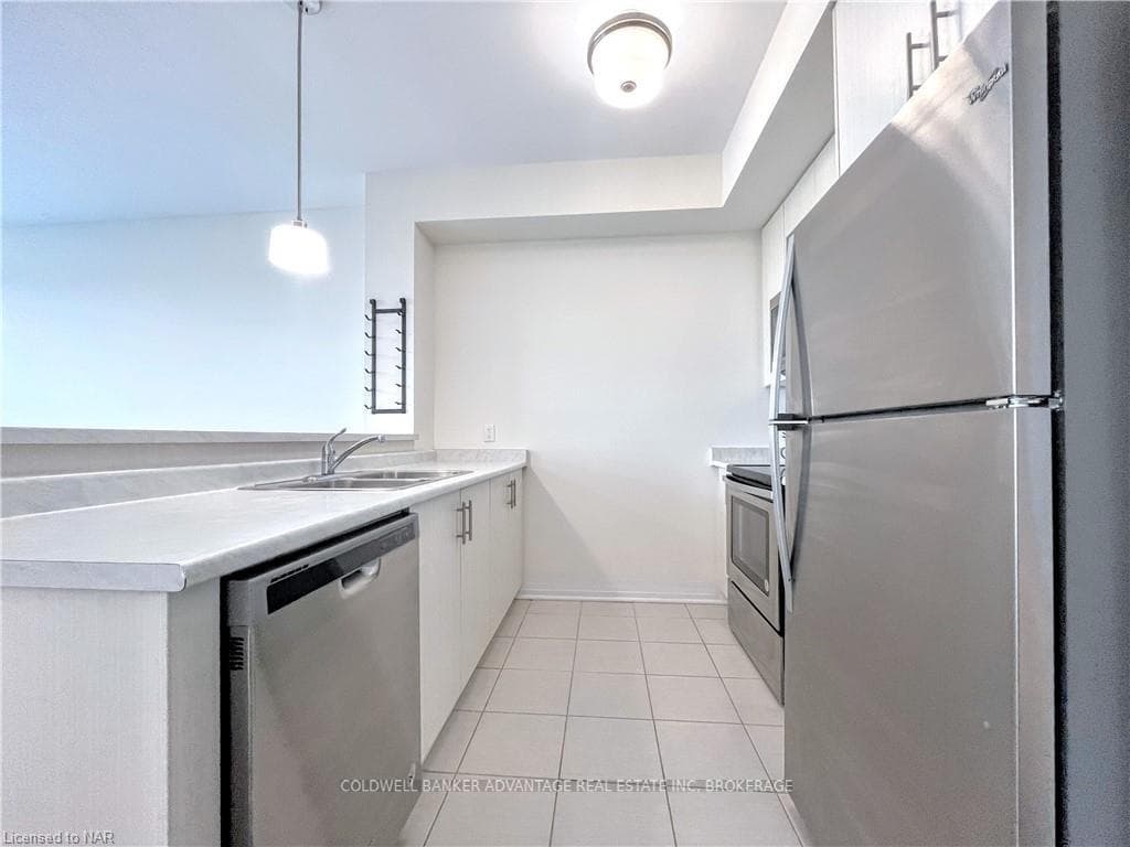 10 CONCORD Place Unit 403 photo 12
