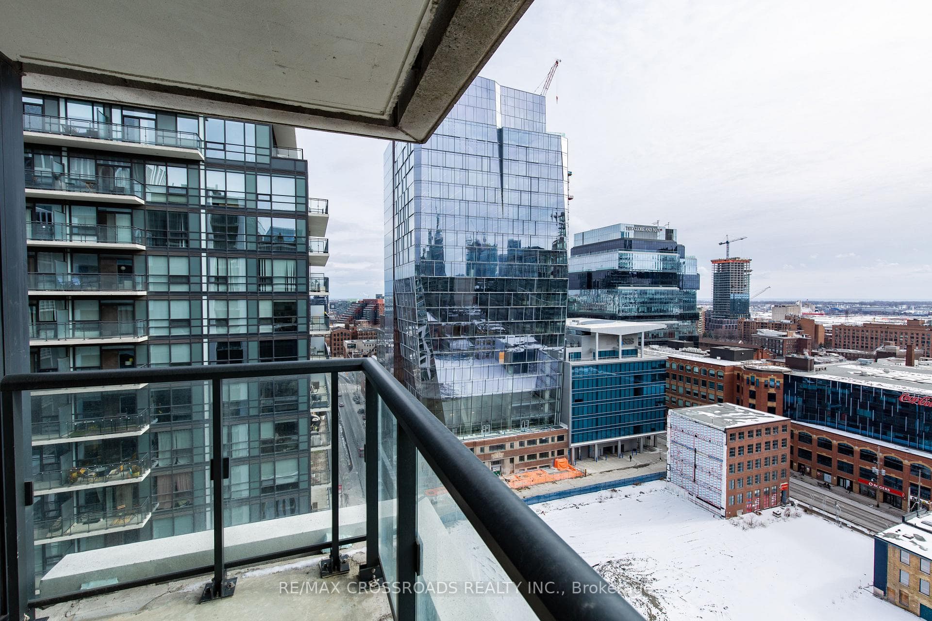 400 Adelaide Street Unit 2104 photo 16