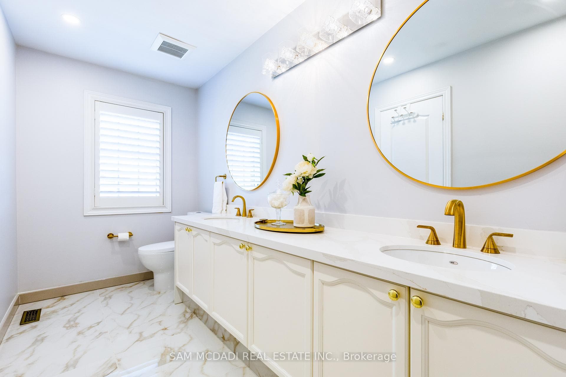 3875 Candlelight Drive photo 20
