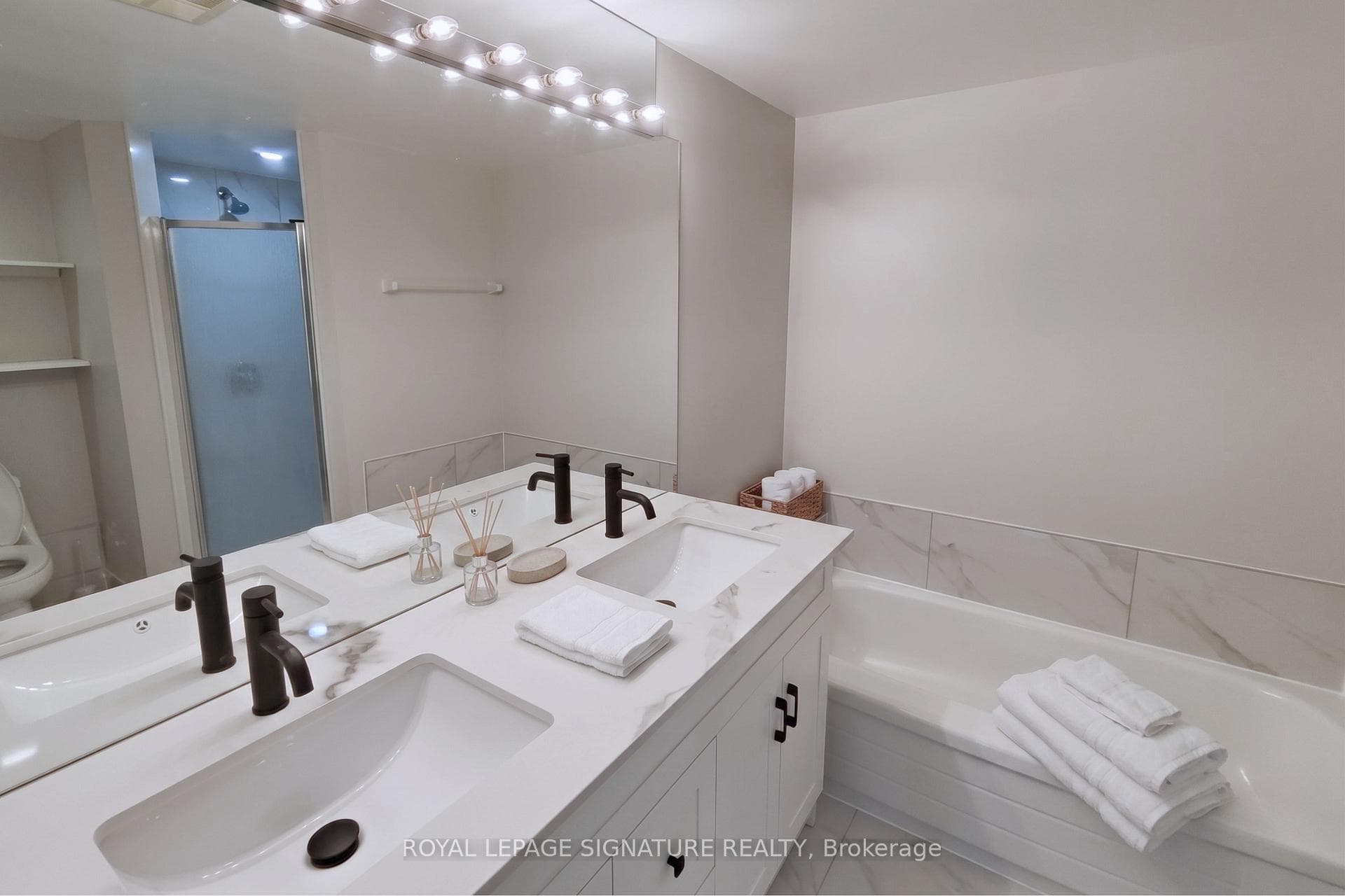 1300 Islington Avenue Unit 507 photo 5
