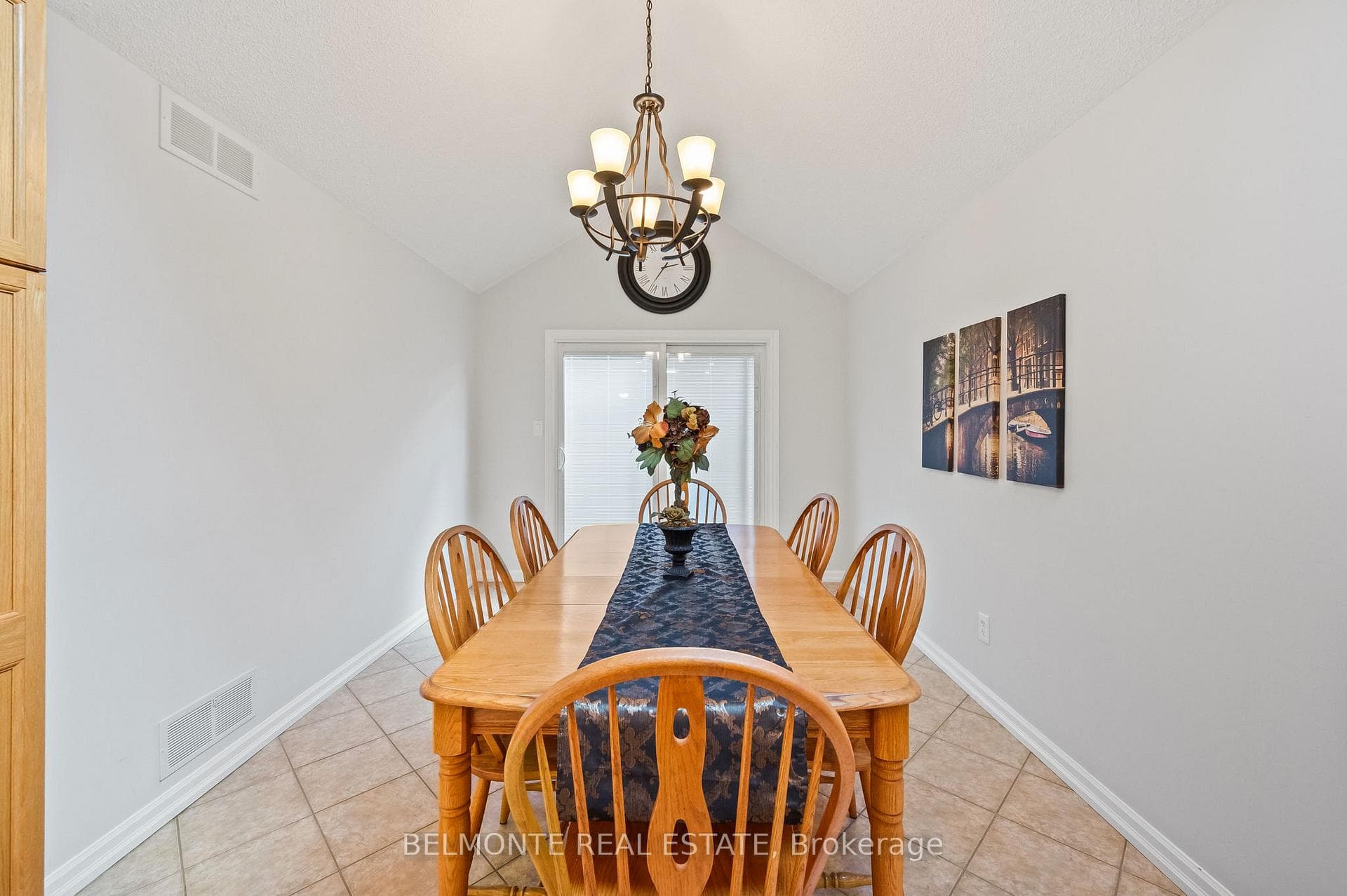 21 Caleche Avenue photo 13