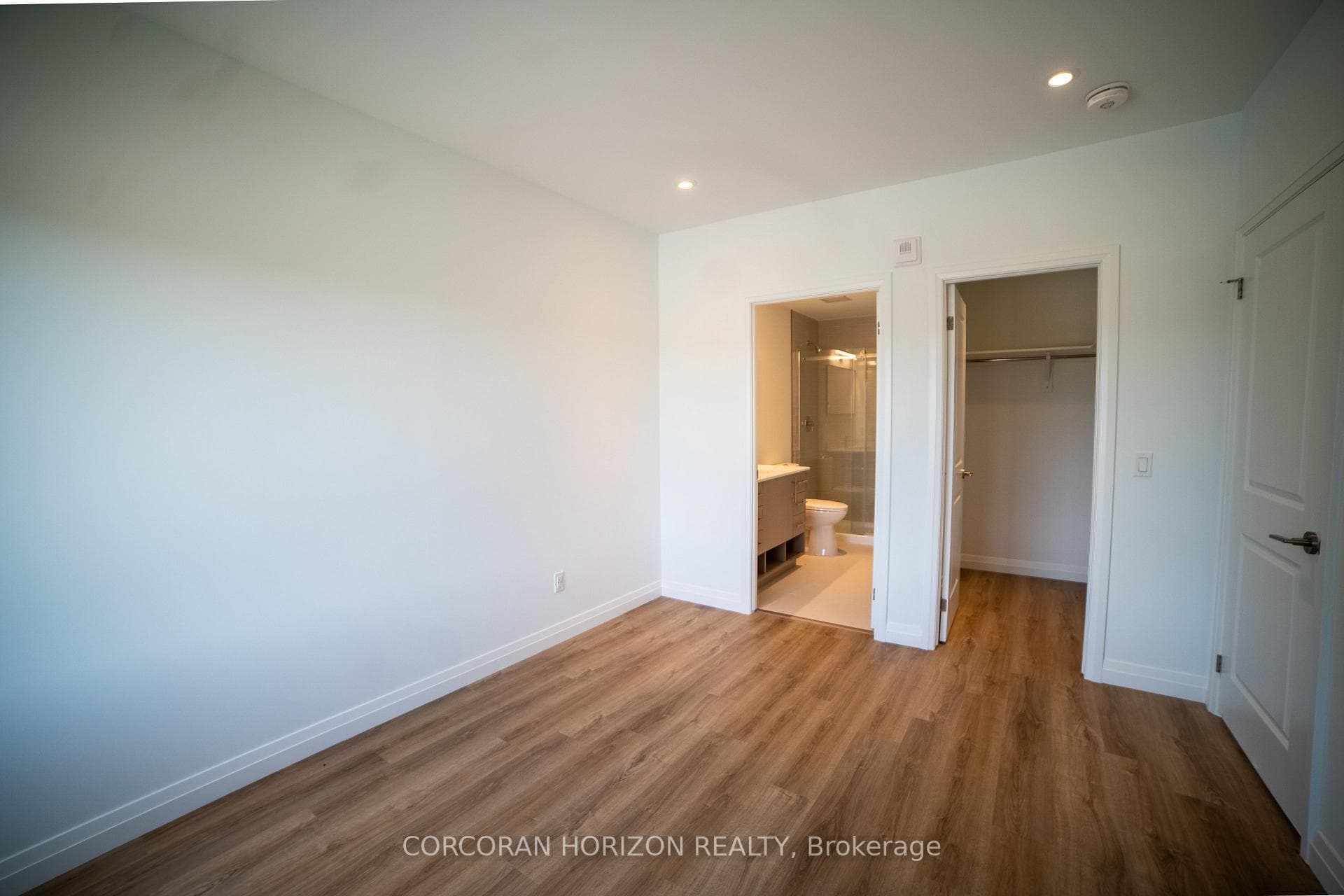 525 New Dundee Road Unit 302 photo 7