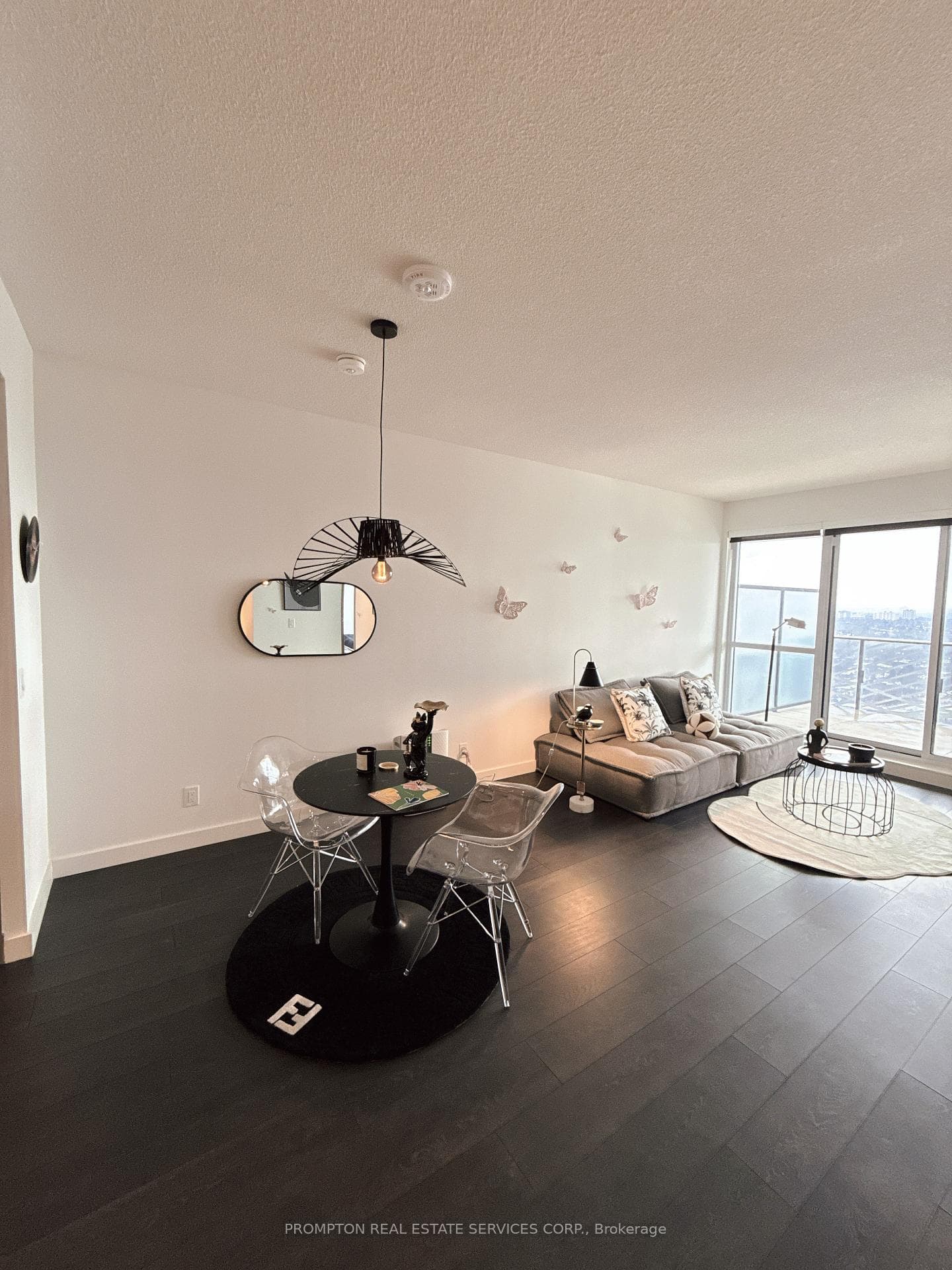 85 McMahon Drive Unit 2608 photo 34