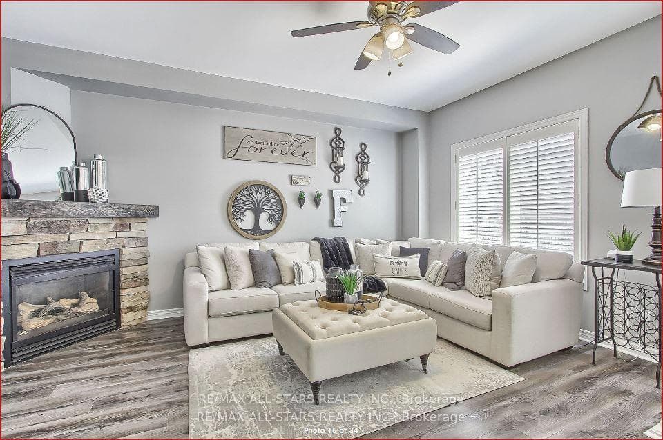 61 Jacob Way photo 12