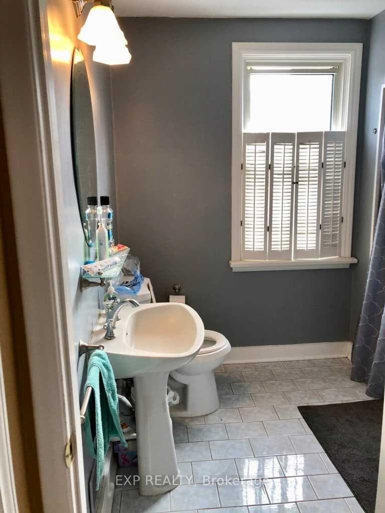 48 Kingsmount Street photo 20