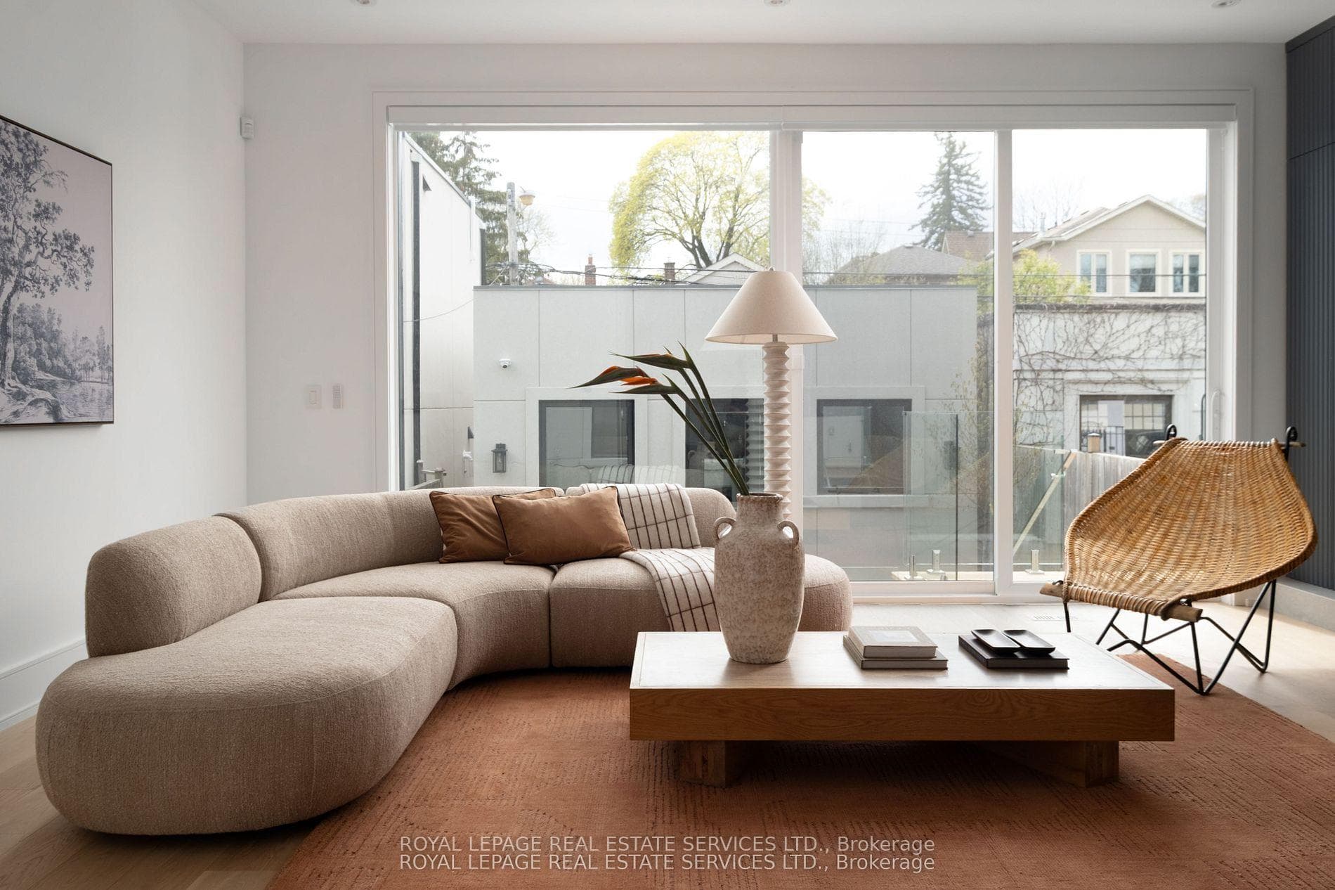 237 Bedford Park Avenue photo 4