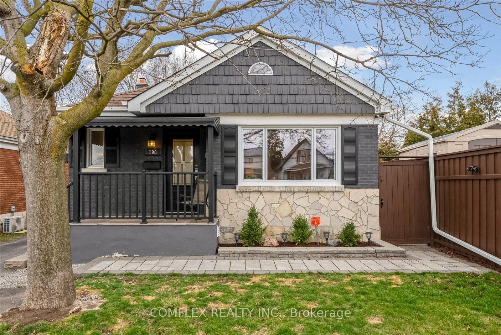 198 Wilson Road photo 2