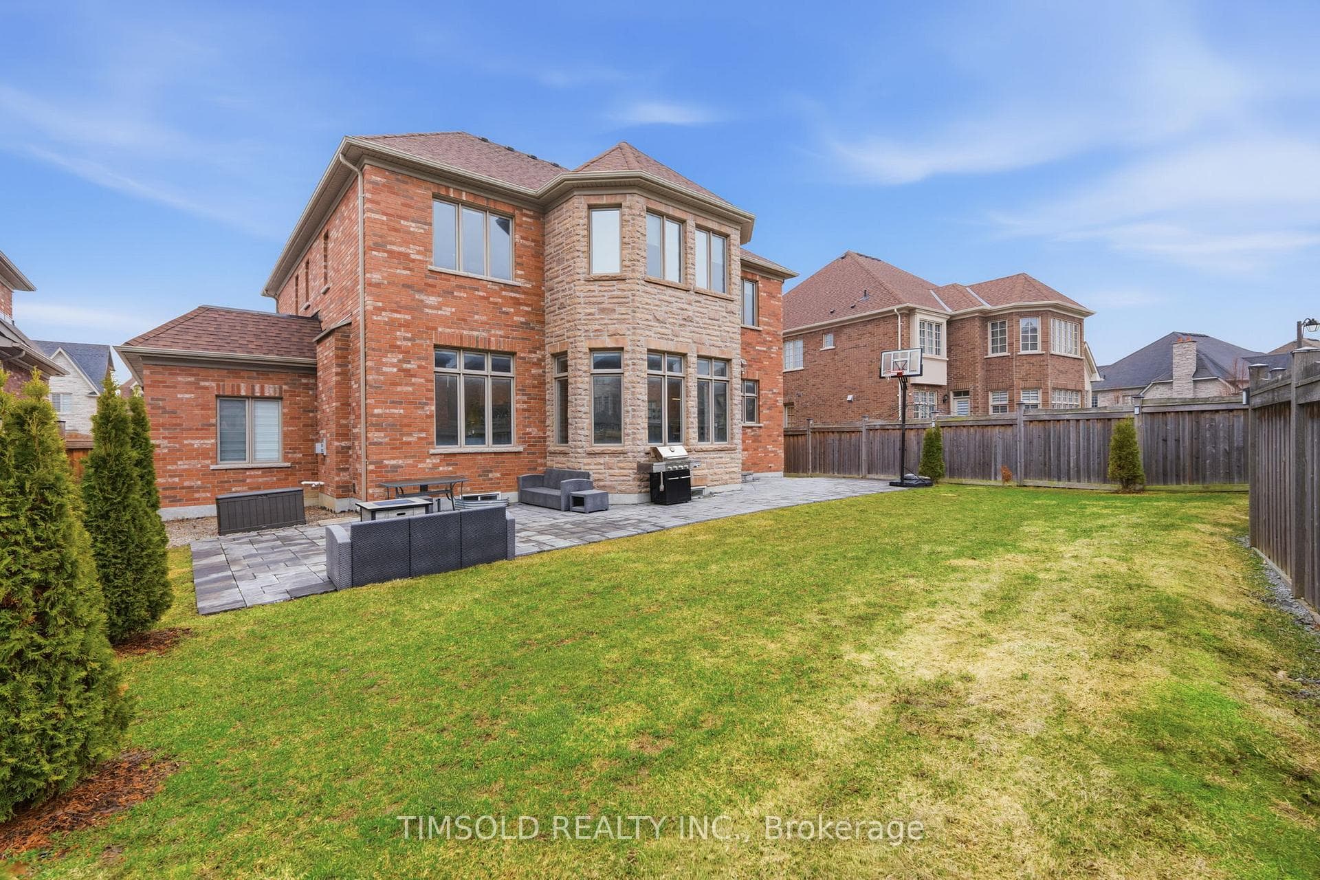 281 Angus Glen Boulevard photo 44
