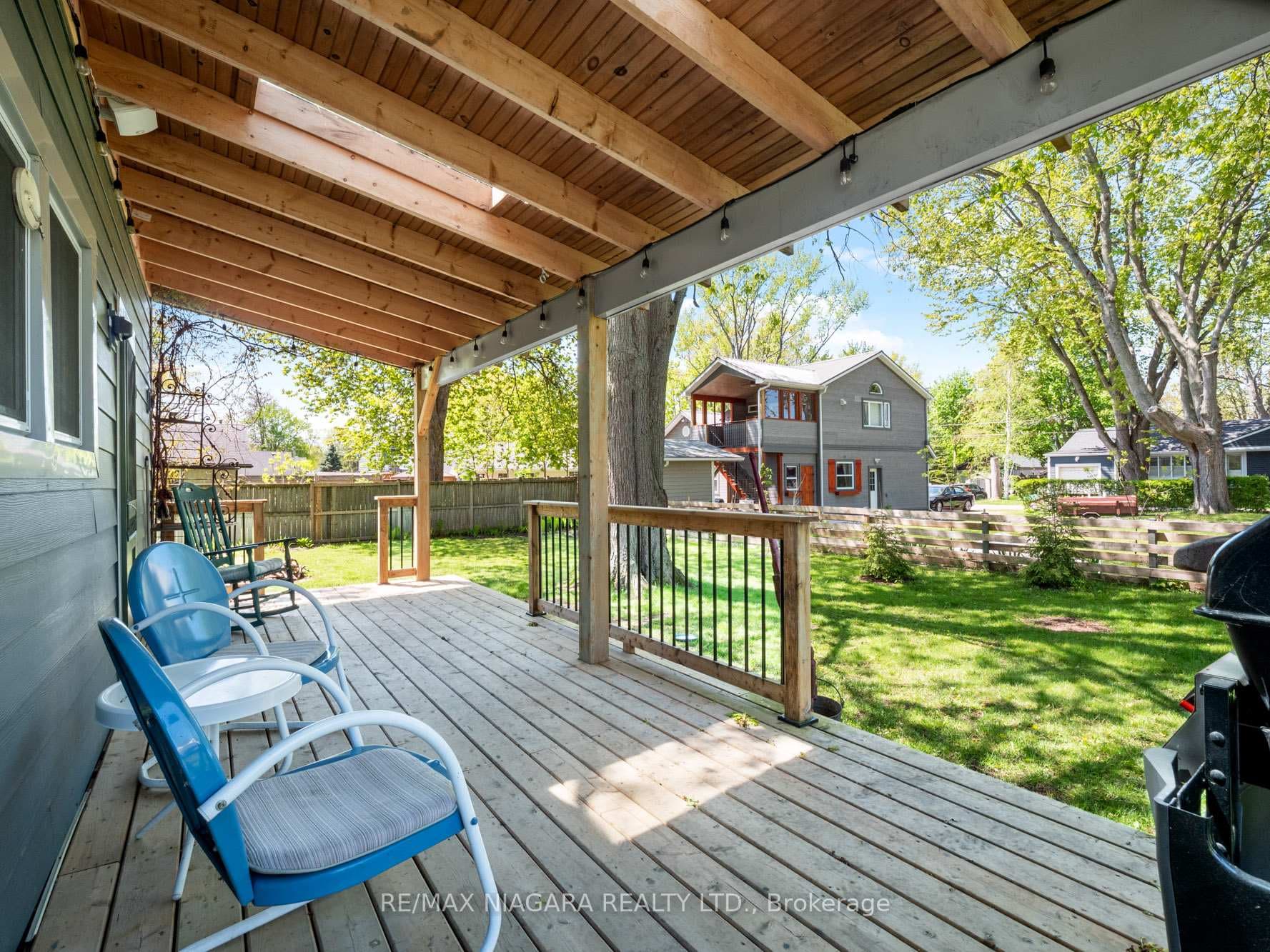 267 Oxford Avenue photo 28