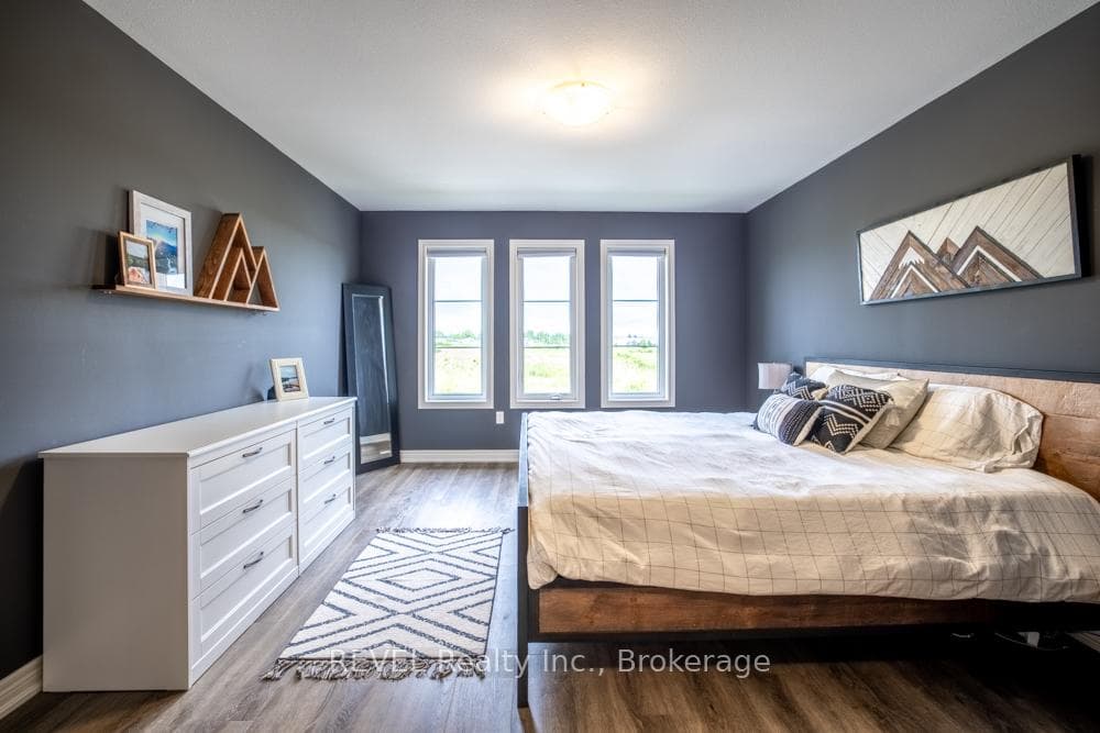 68 Summersides Boulevard photo 25