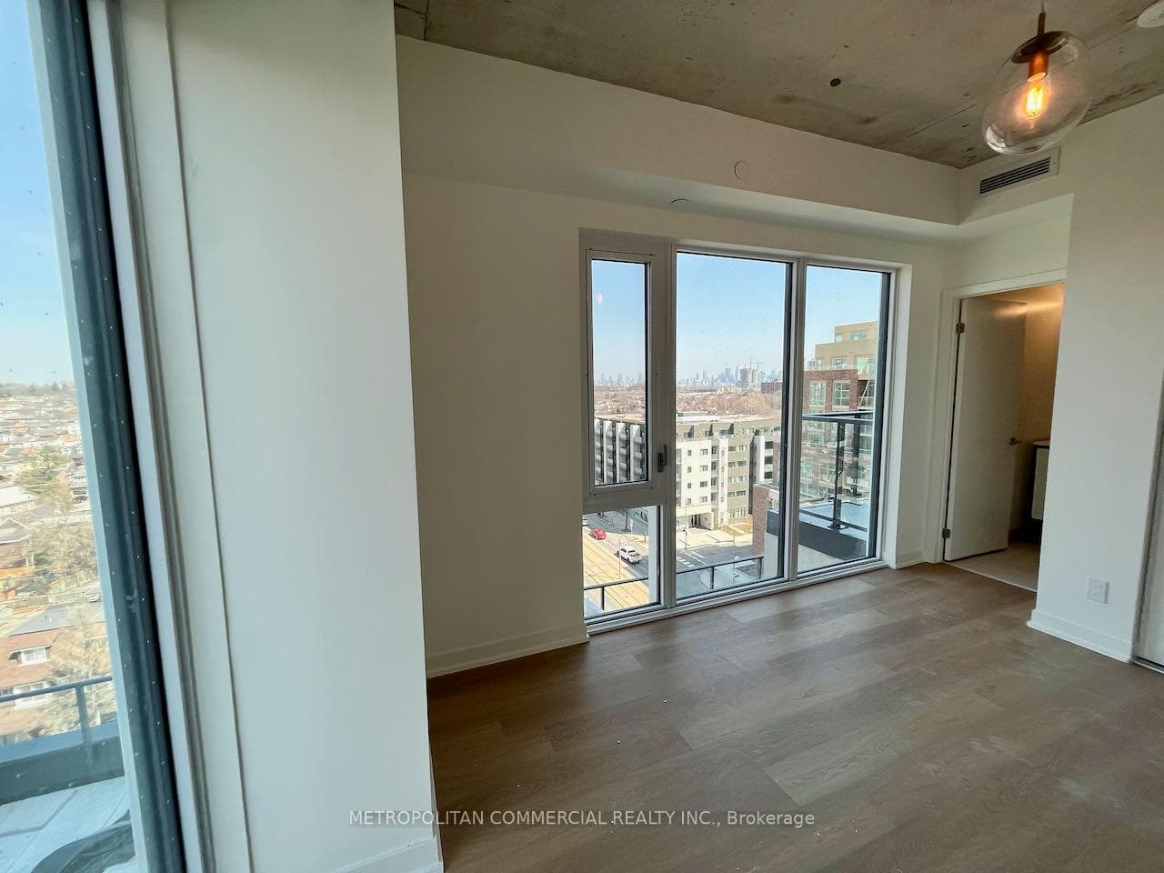 1808 St Clair Avenue Unit 904 photo 23