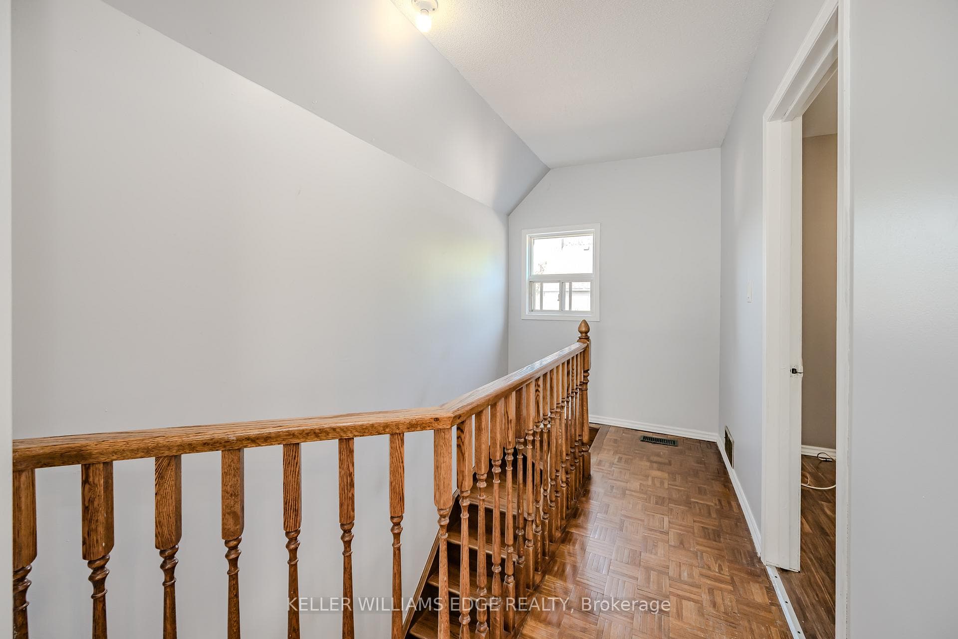 25 Brant Street photo 17