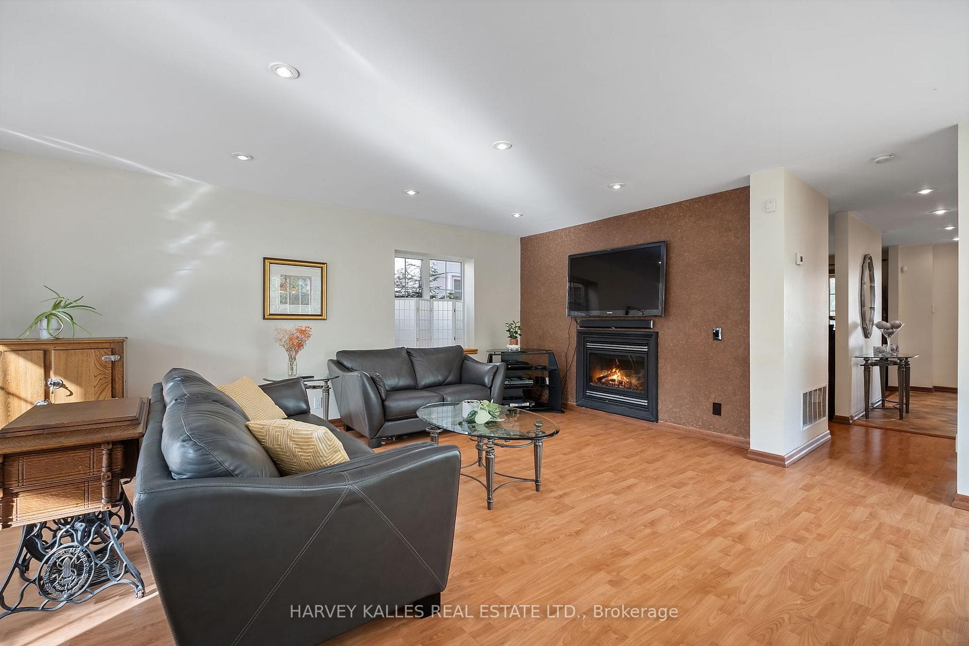 171 Parkhurst Boulevard photo 7