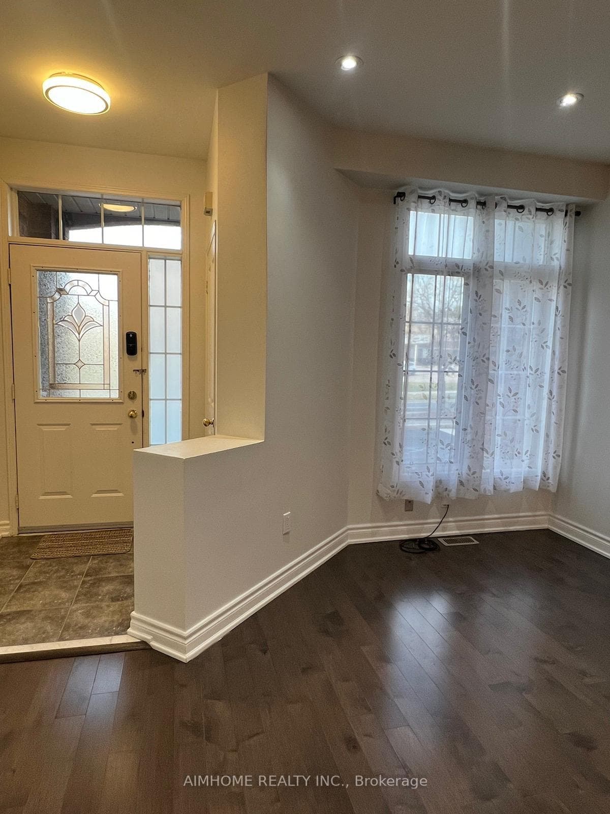 87 Bur Oak Avenue photo 5