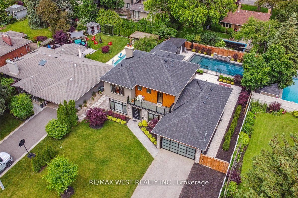 519 The Kingsway N/A photo 2