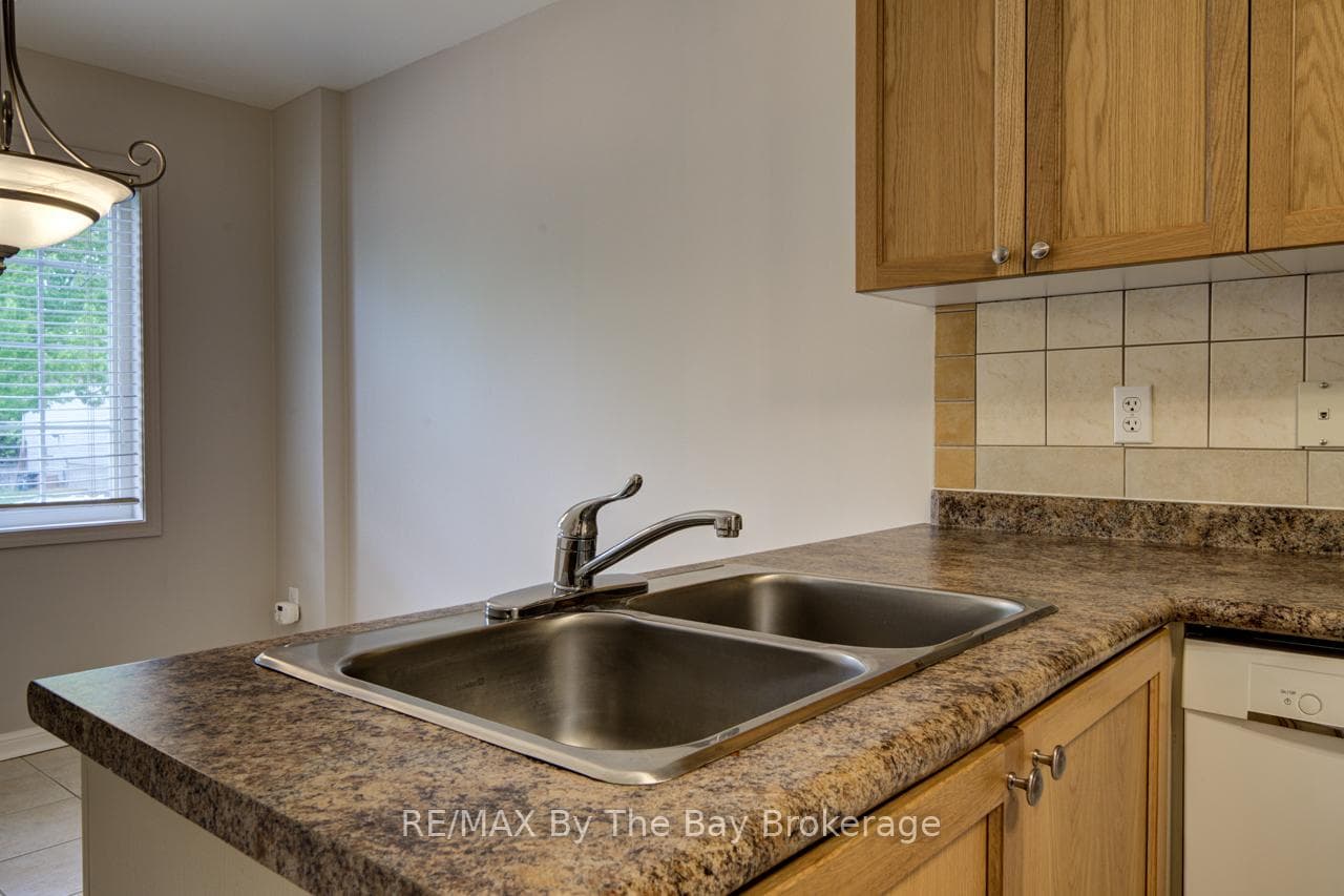 39 Rose Valley Way photo 25