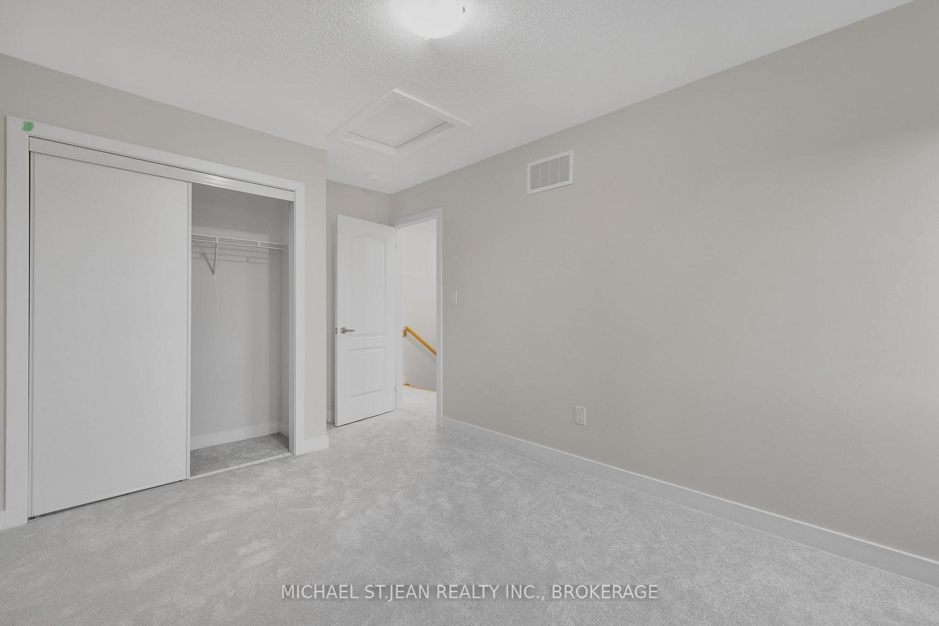 30 Lilac Circle photo 27