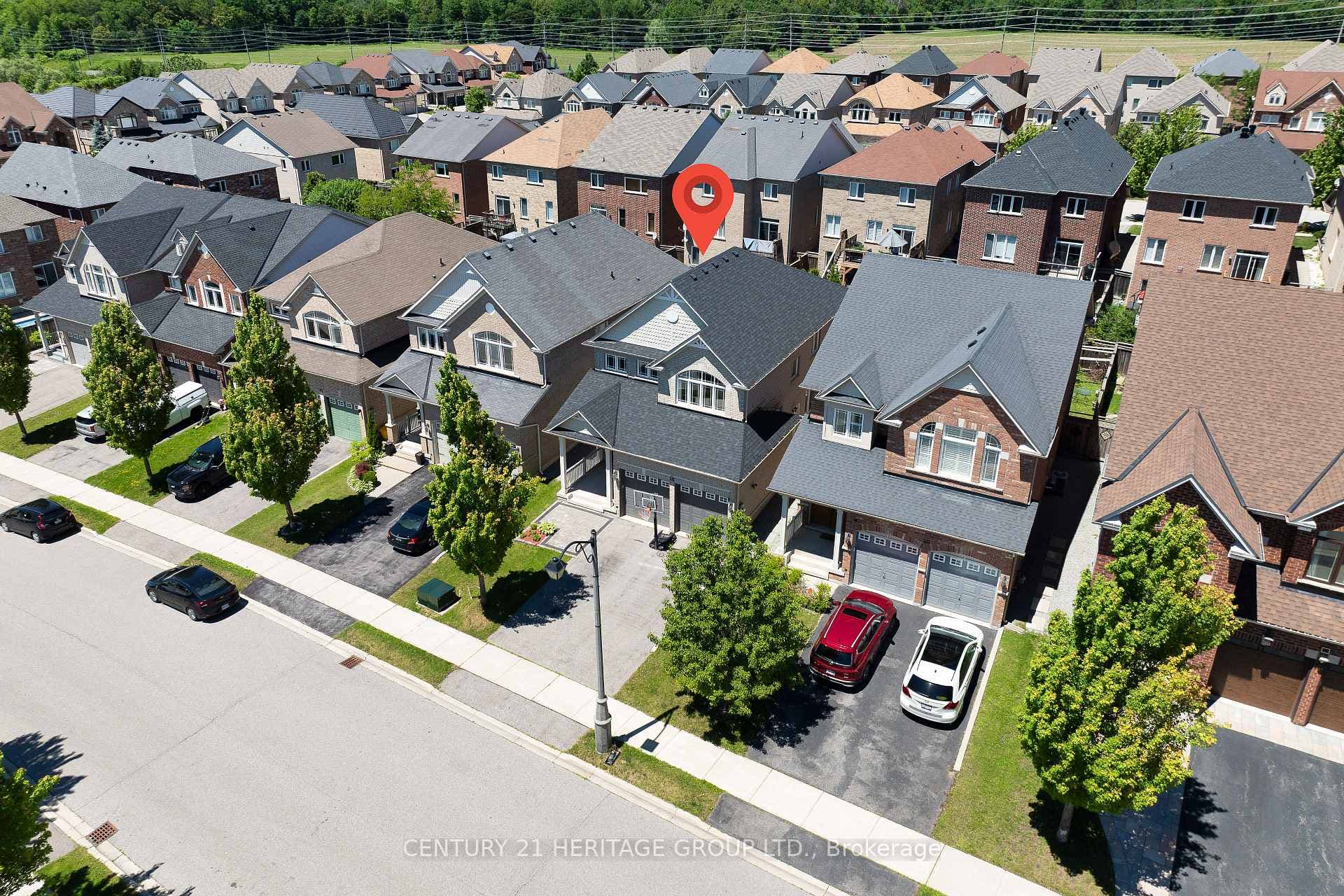 16 Harvest Hills Boulevard photo 40