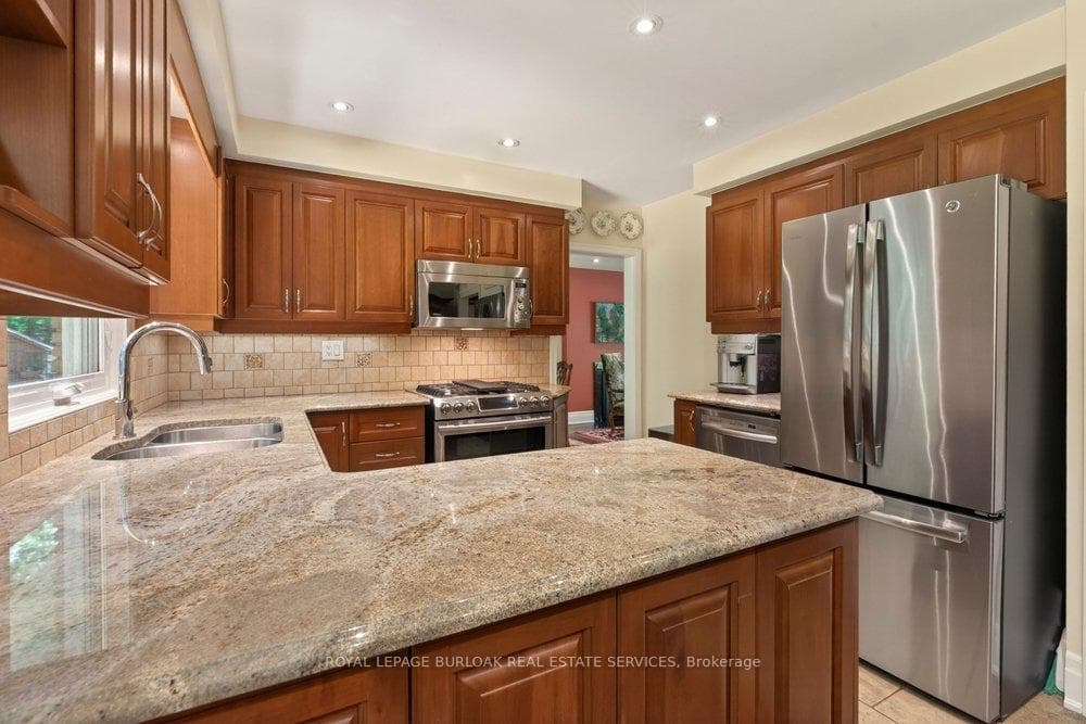 589 Sharalin Court photo 15
