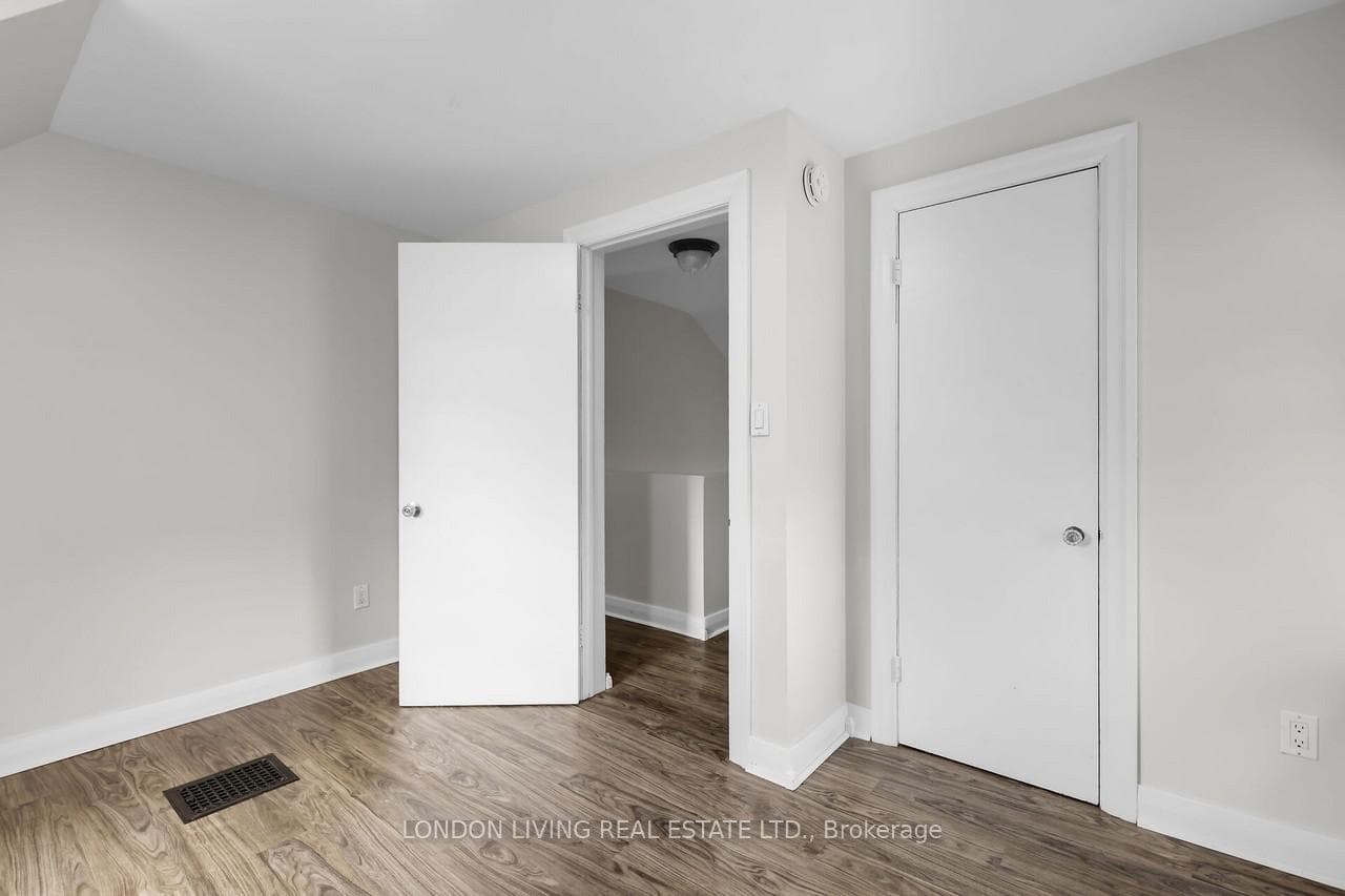 133 Empress Avenue photo 16