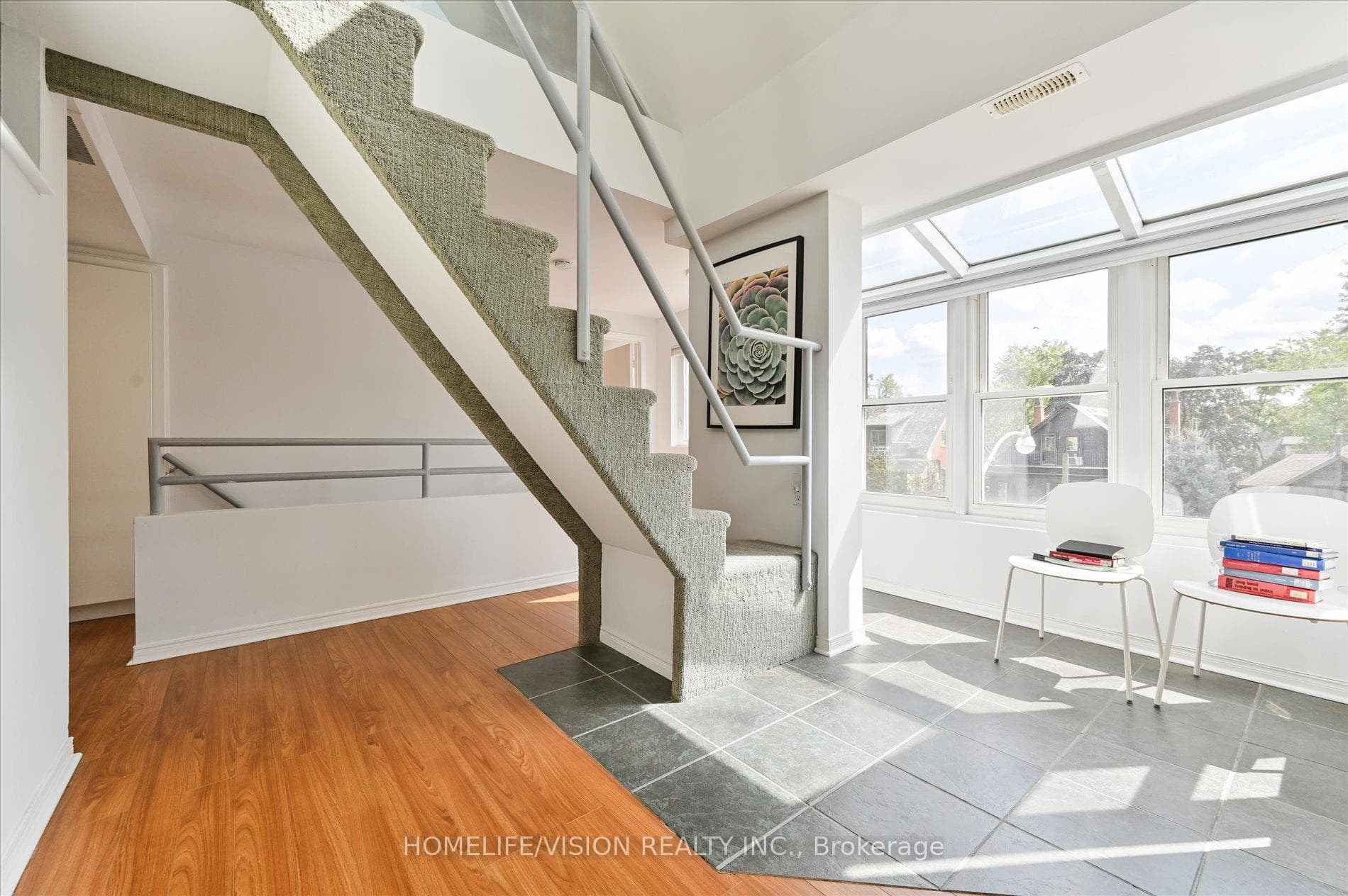 400 Summerhill Avenue Unit 3rd Flr photo 21