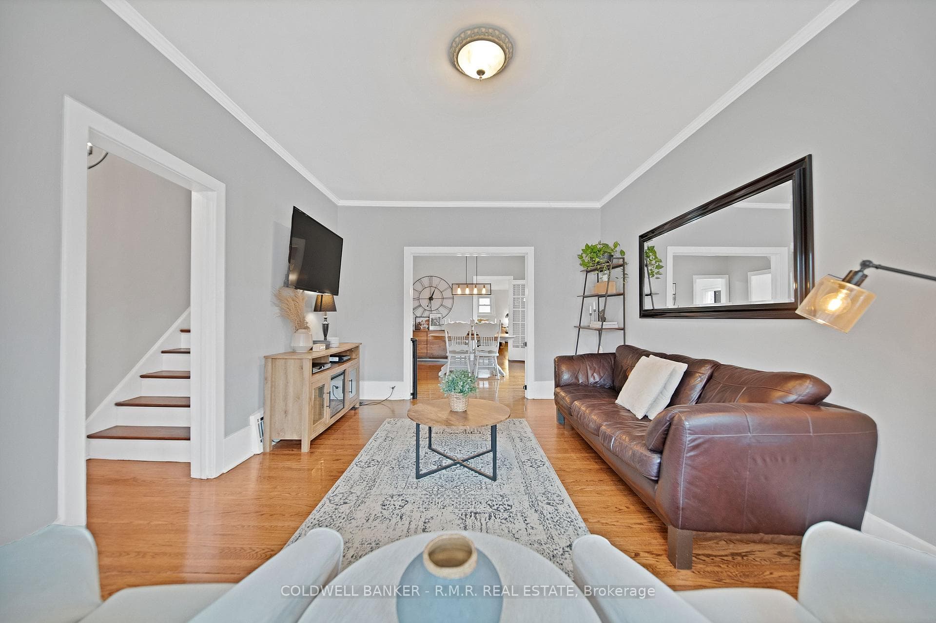 168 University Avenue photo 5
