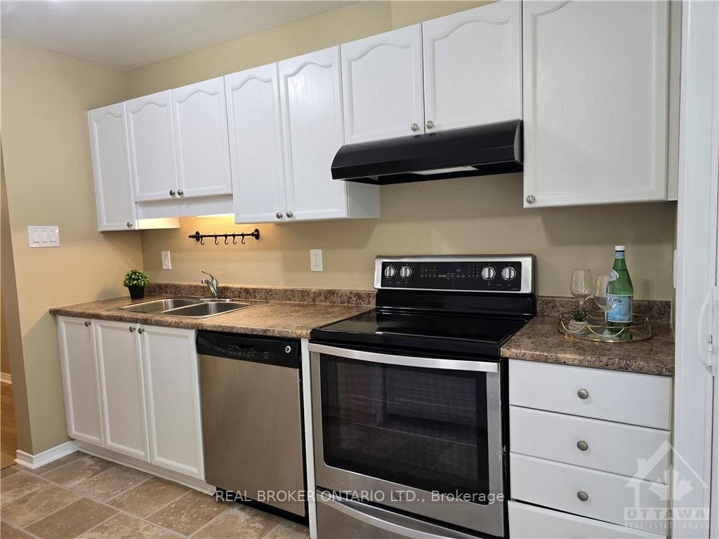 59 PIPER Crescent photo 4