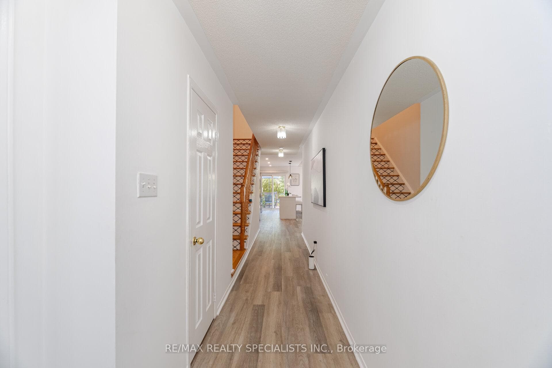 5150 Silvercreek Drive photo 6