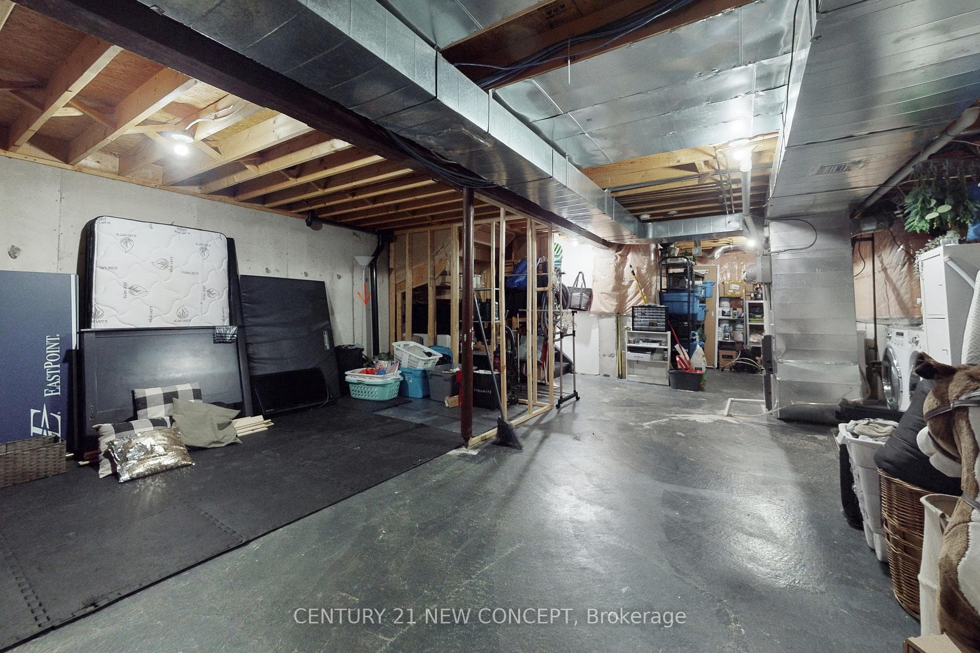 2 Crittenden Drive photo 25
